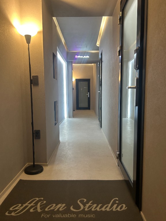 1번째 스튜디오 사진