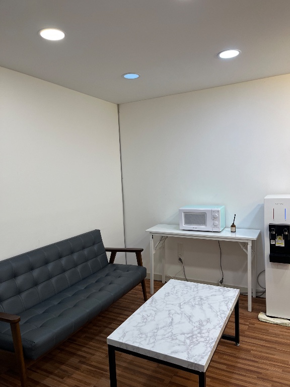 4번째 스튜디오 사진