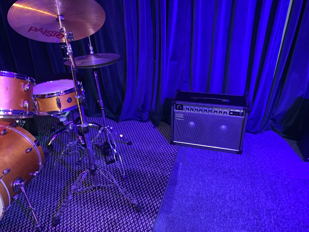 4번째 스튜디오 사진