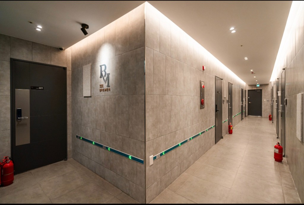 2번째 스튜디오 사진