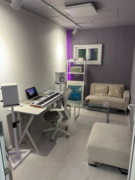 3번째 스튜디오 사진