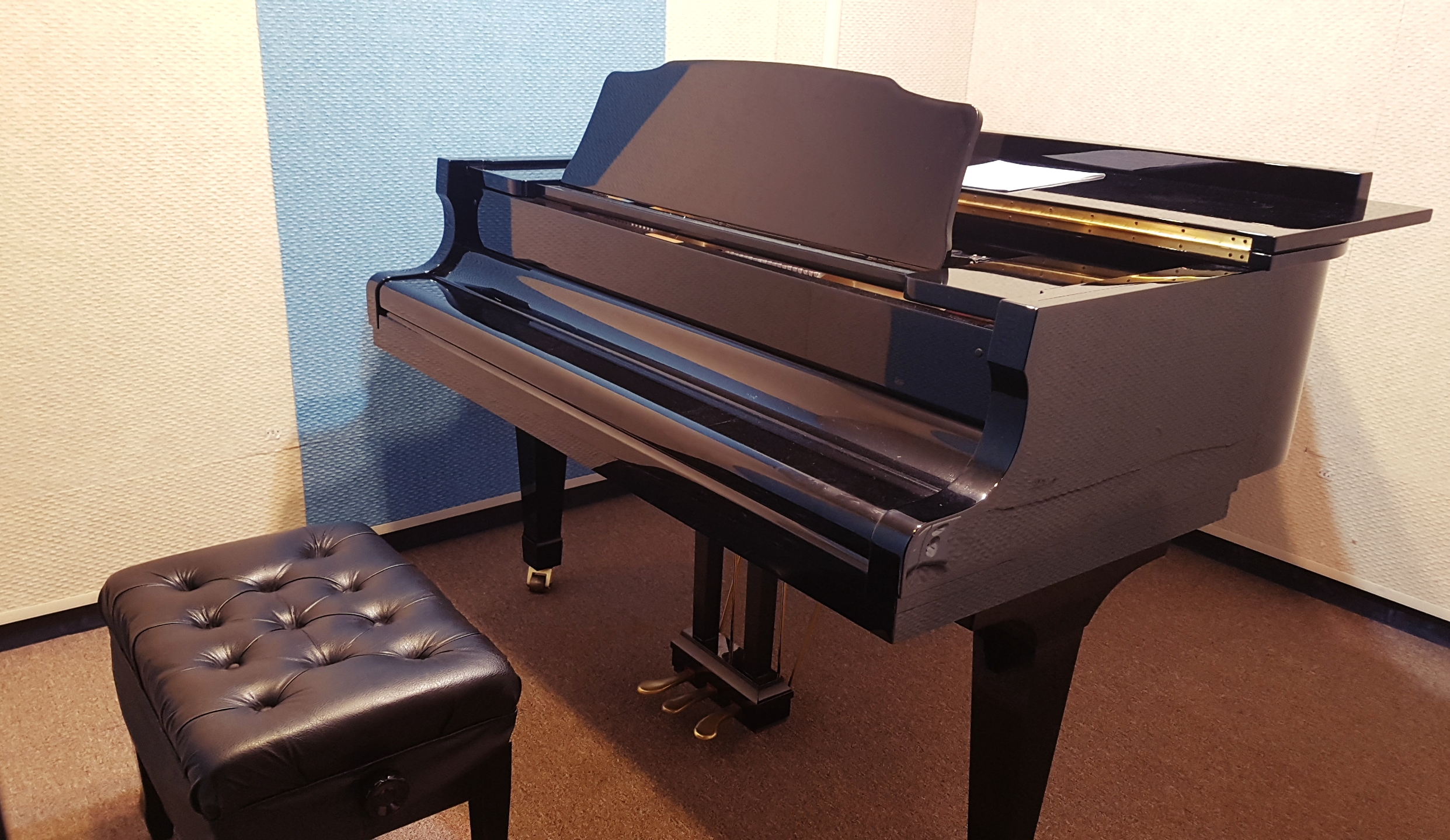 1번째 스튜디오 사진