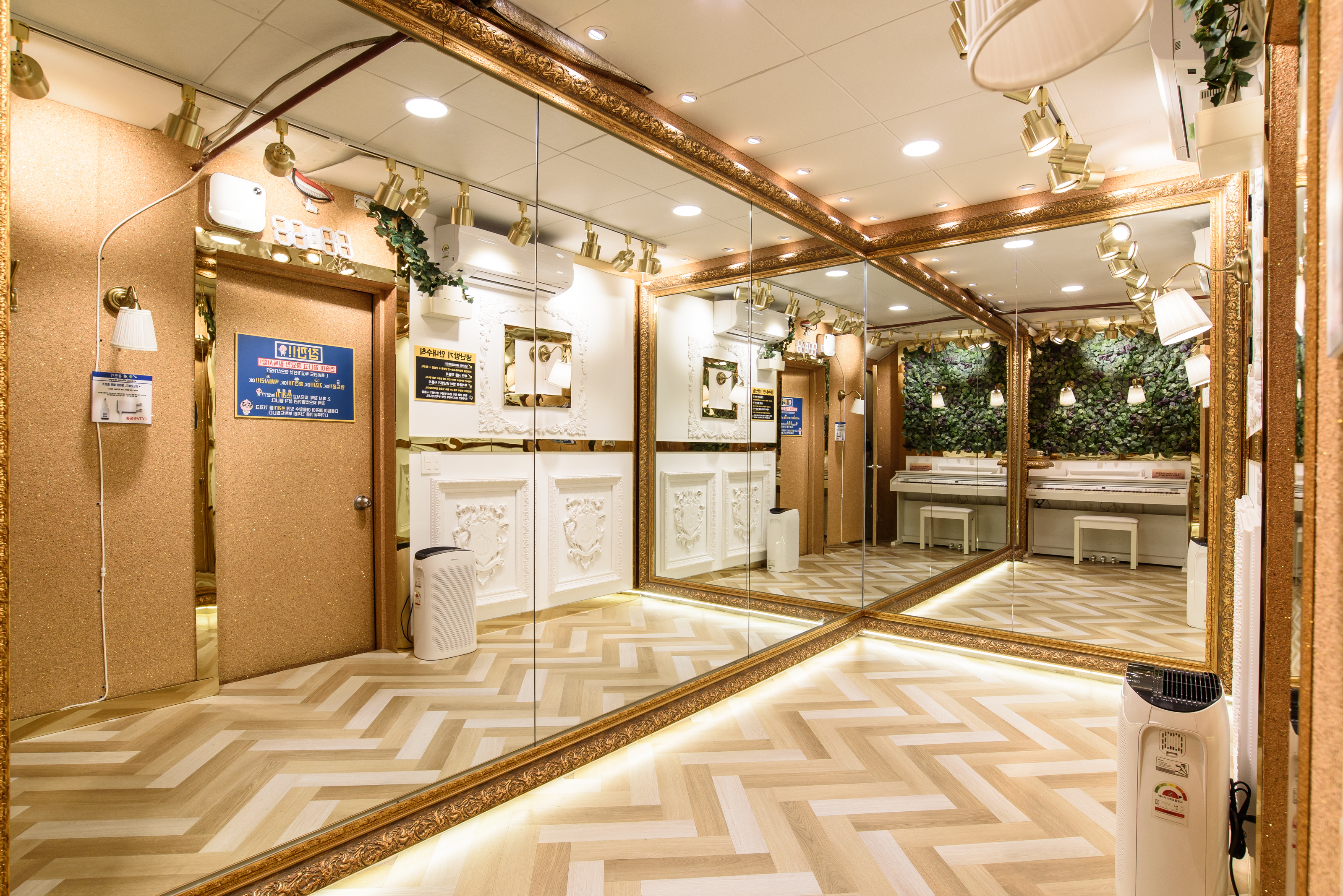 1번째 스튜디오 사진