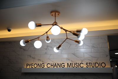 3번째 스튜디오 사진