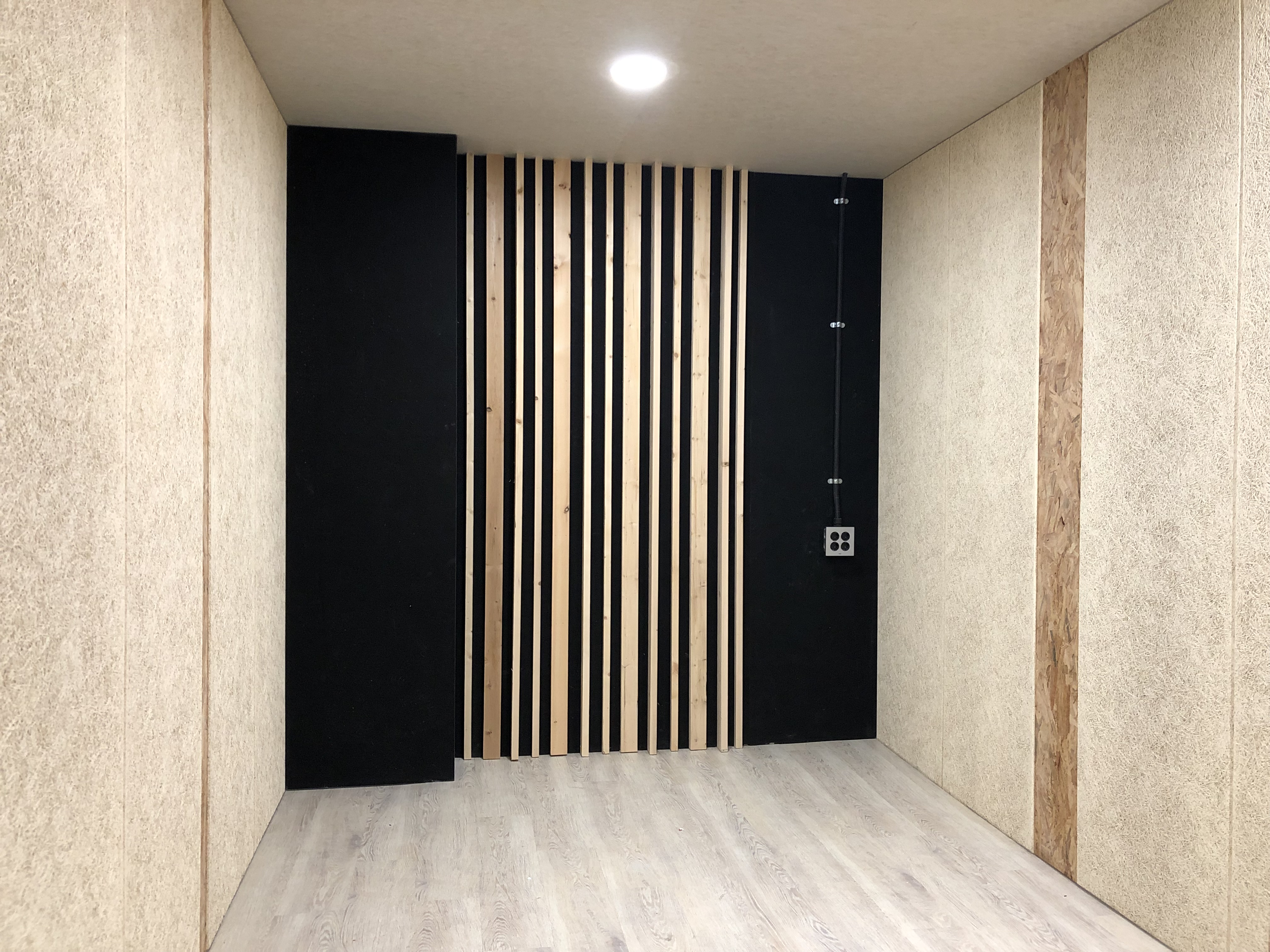 2번째 스튜디오 사진