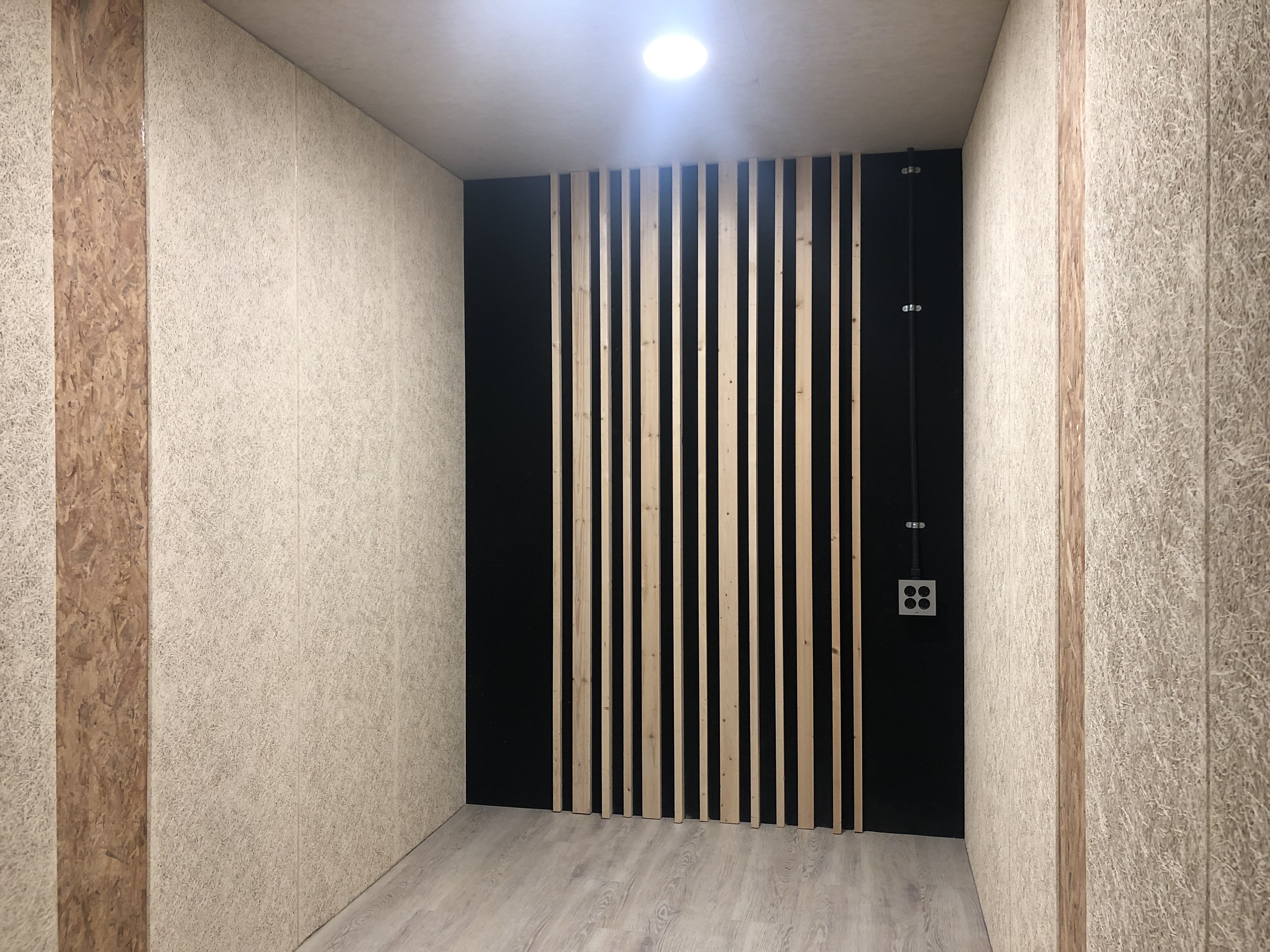 4번째 스튜디오 사진