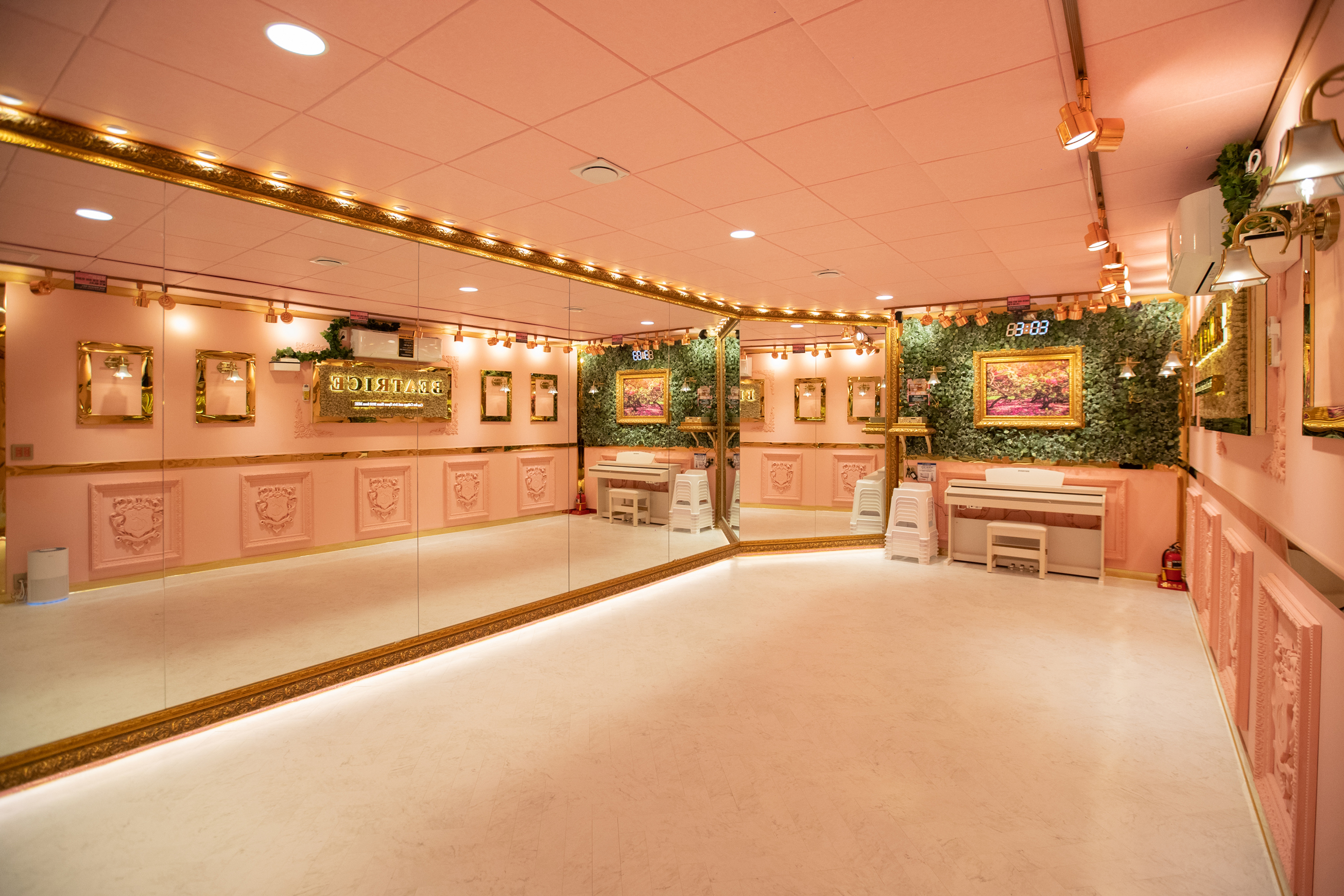 1번째 스튜디오 사진