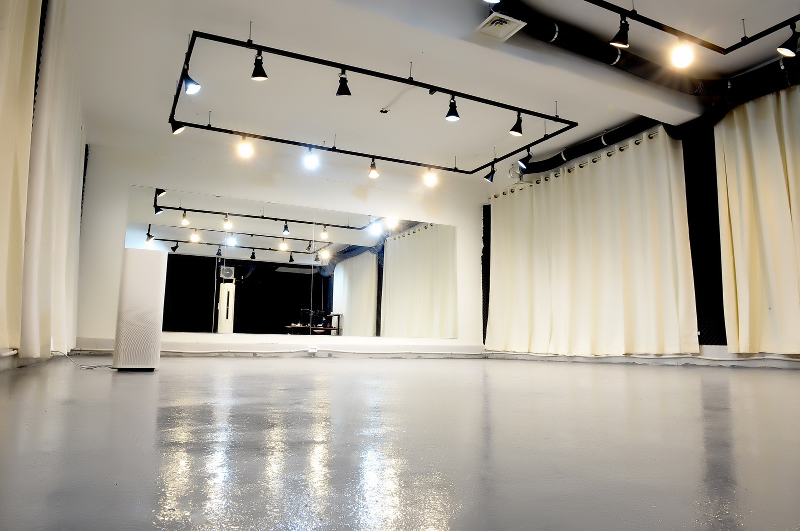 4번째 스튜디오 사진