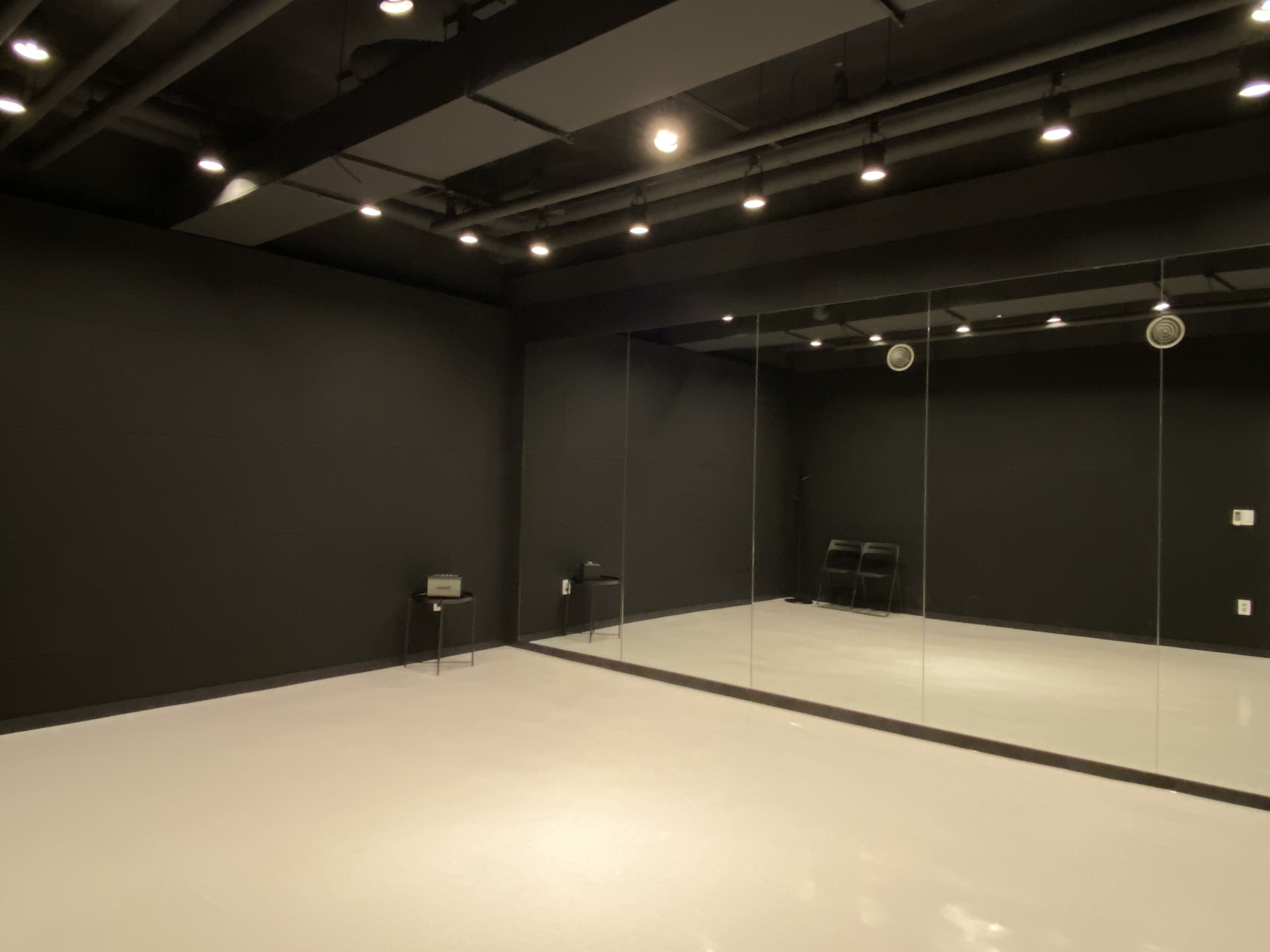 1번째 스튜디오 사진