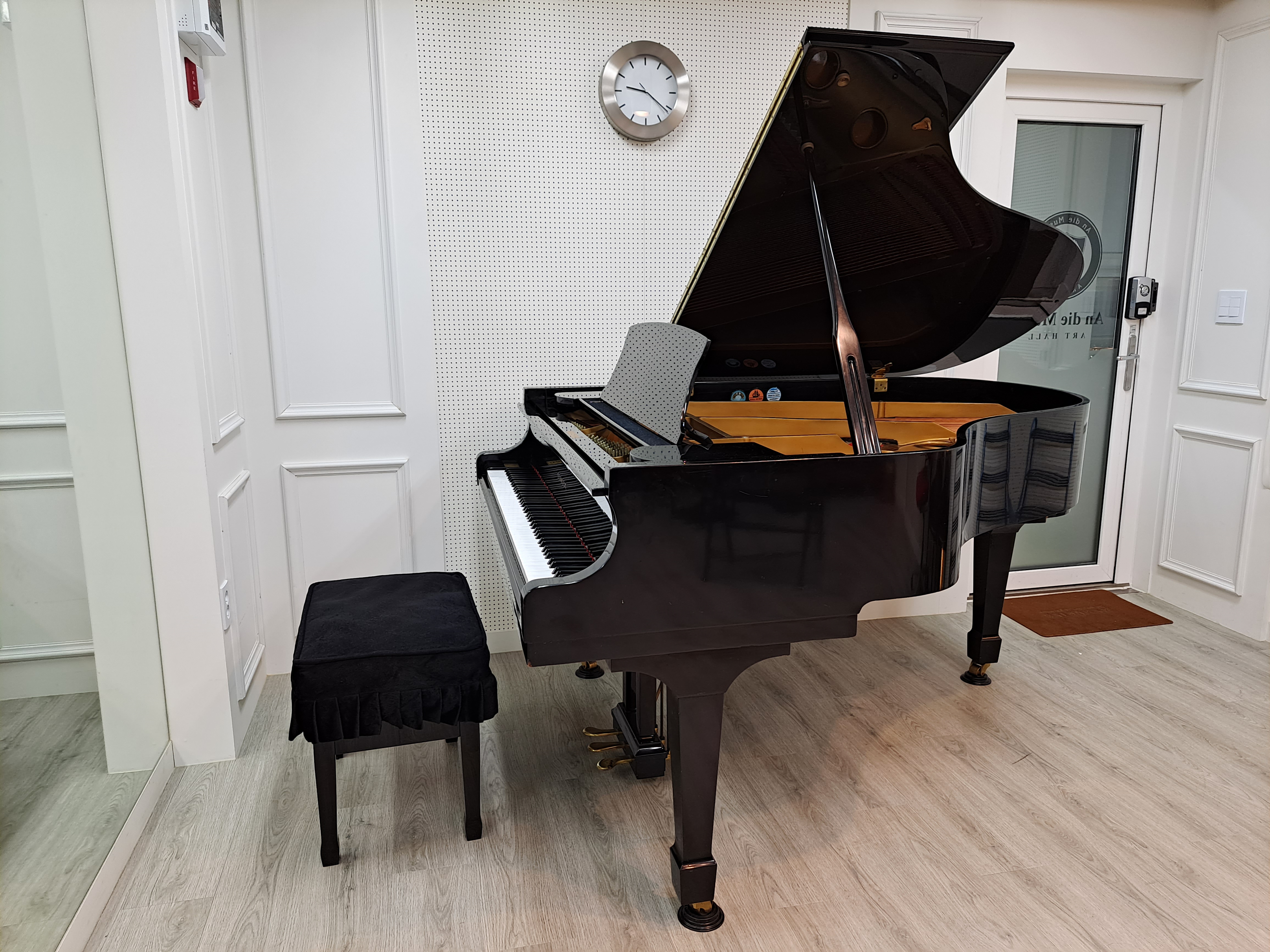 1번째 스튜디오 사진