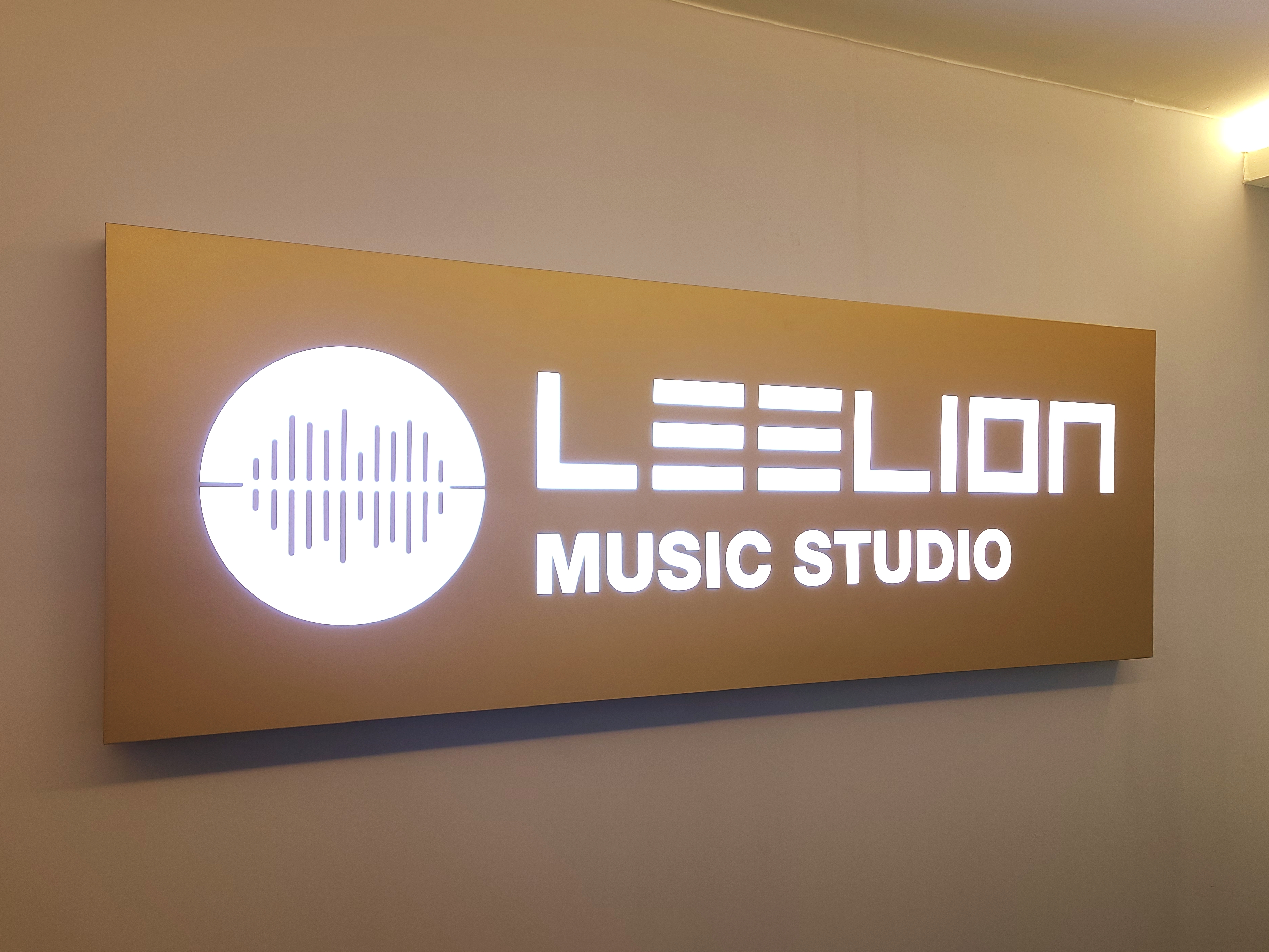 1번째 스튜디오 사진