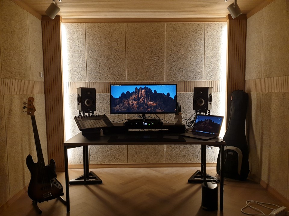 1번째 스튜디오 사진