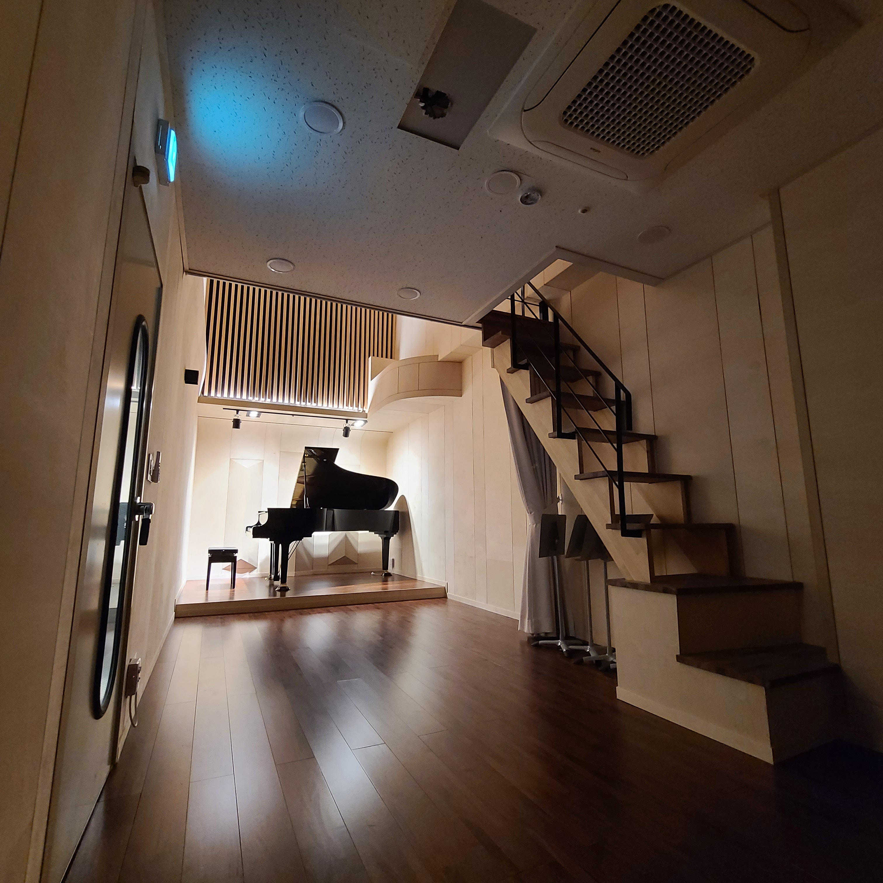 1번째 스튜디오 사진