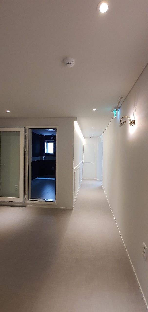 1번째 스튜디오 사진