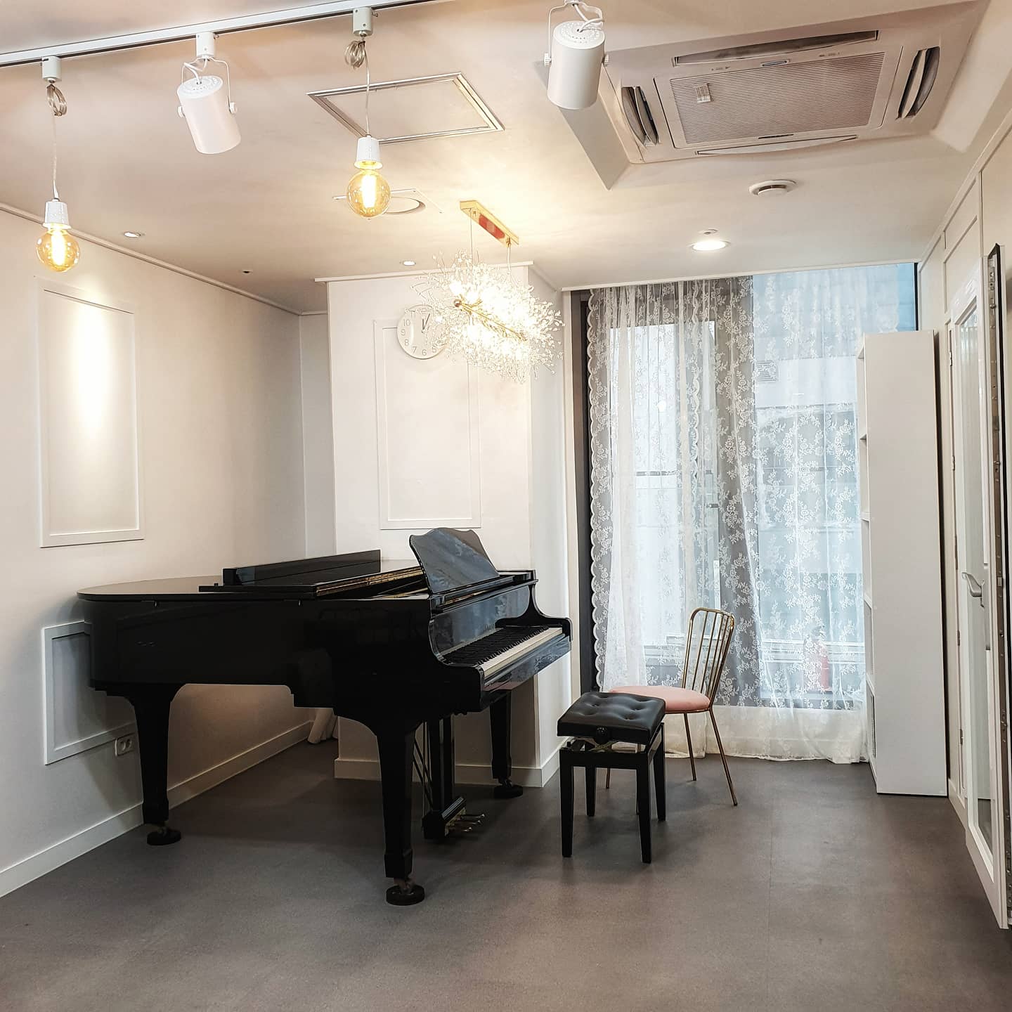 1번째 스튜디오 사진