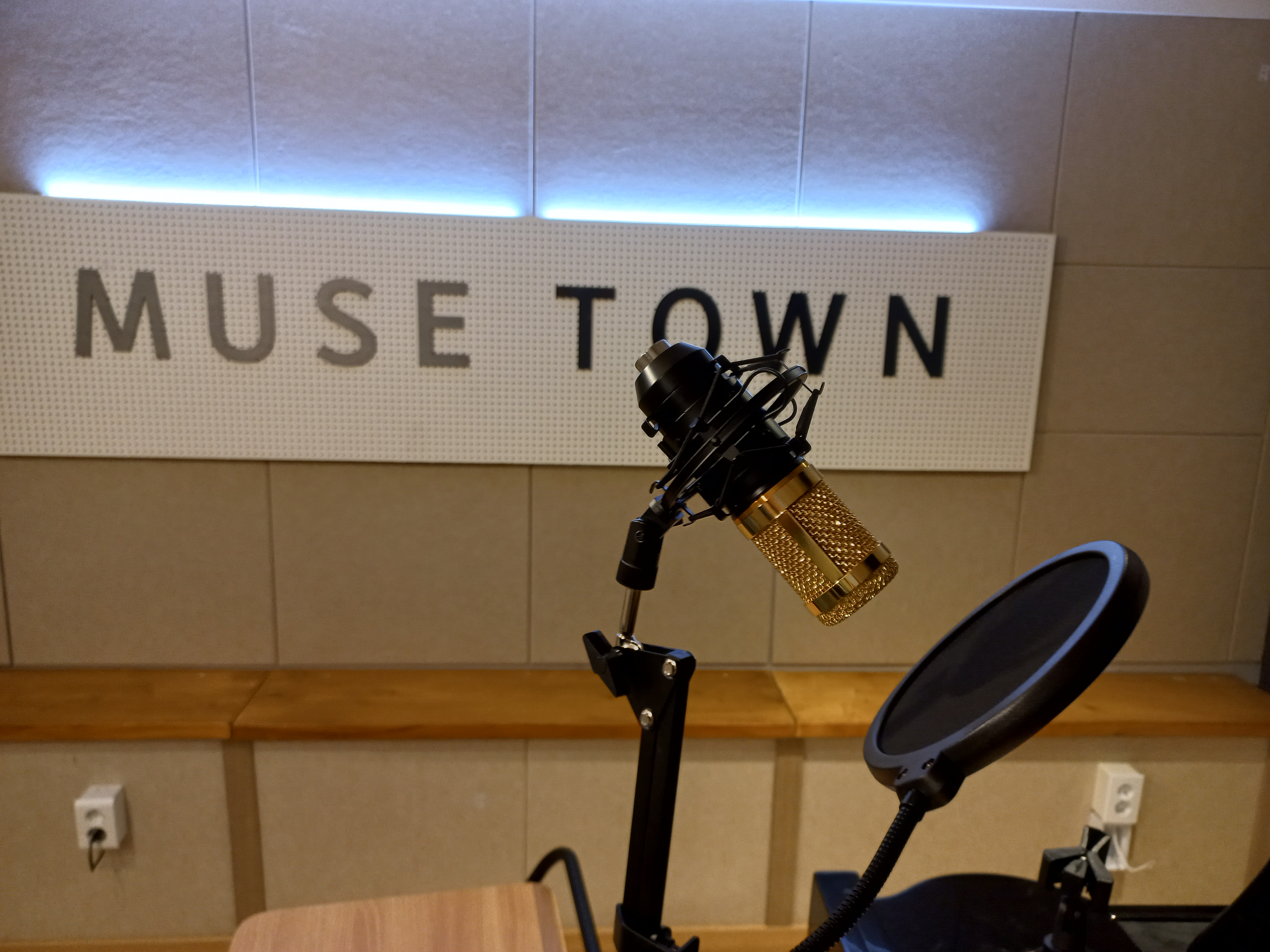 1번째 스튜디오 사진