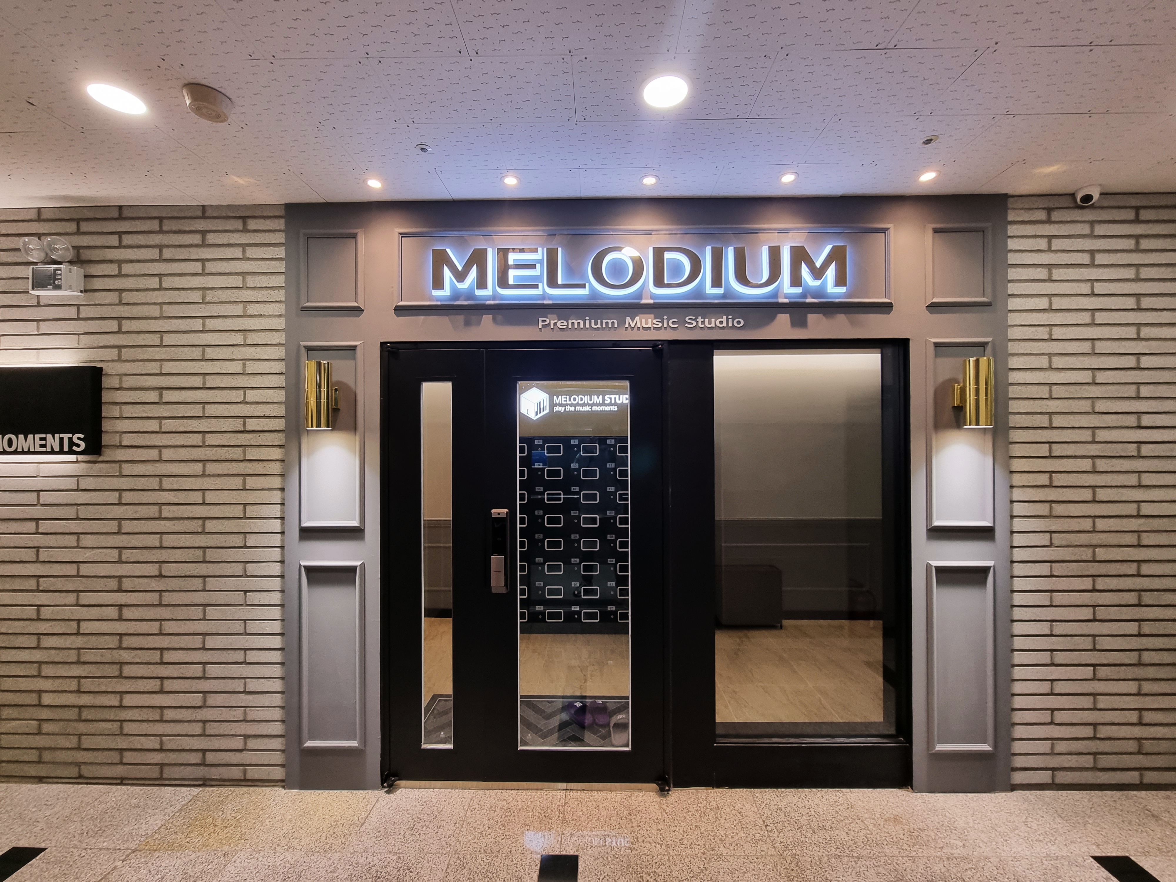 1번째 스튜디오 사진