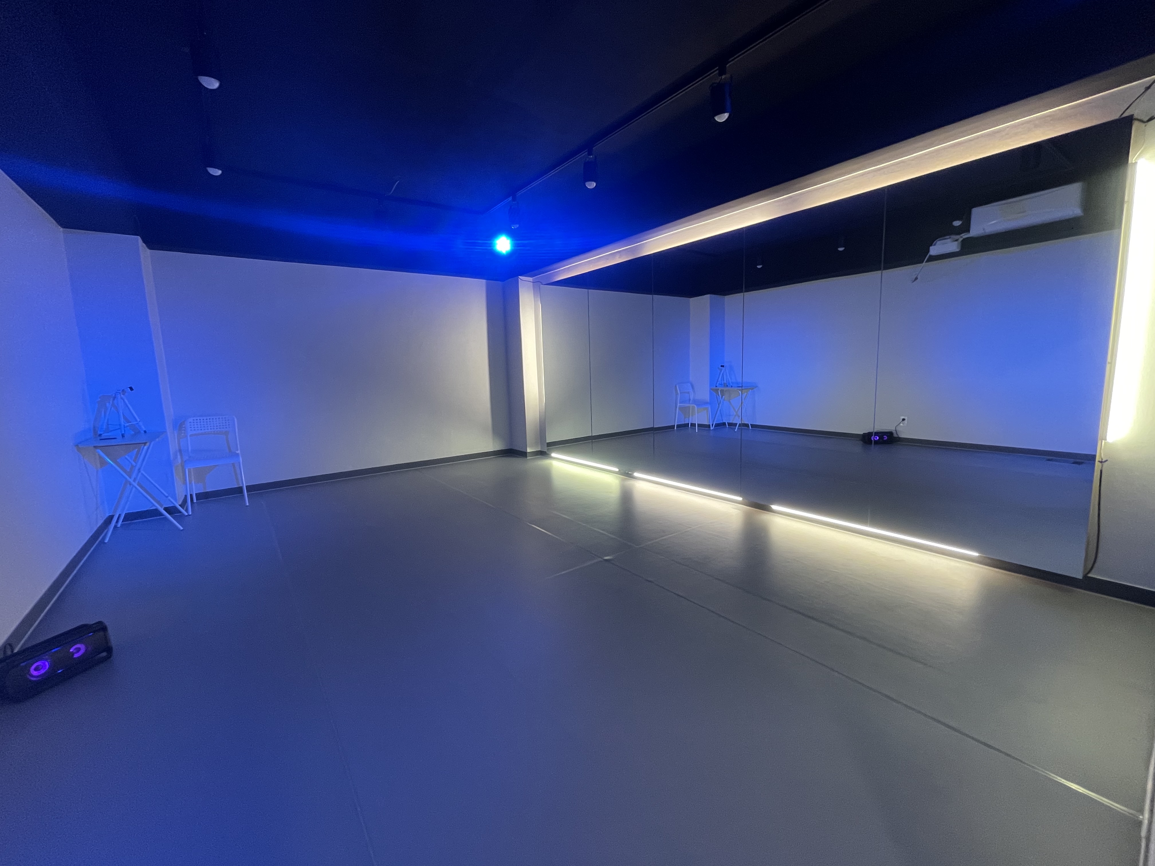 4번째 스튜디오 사진