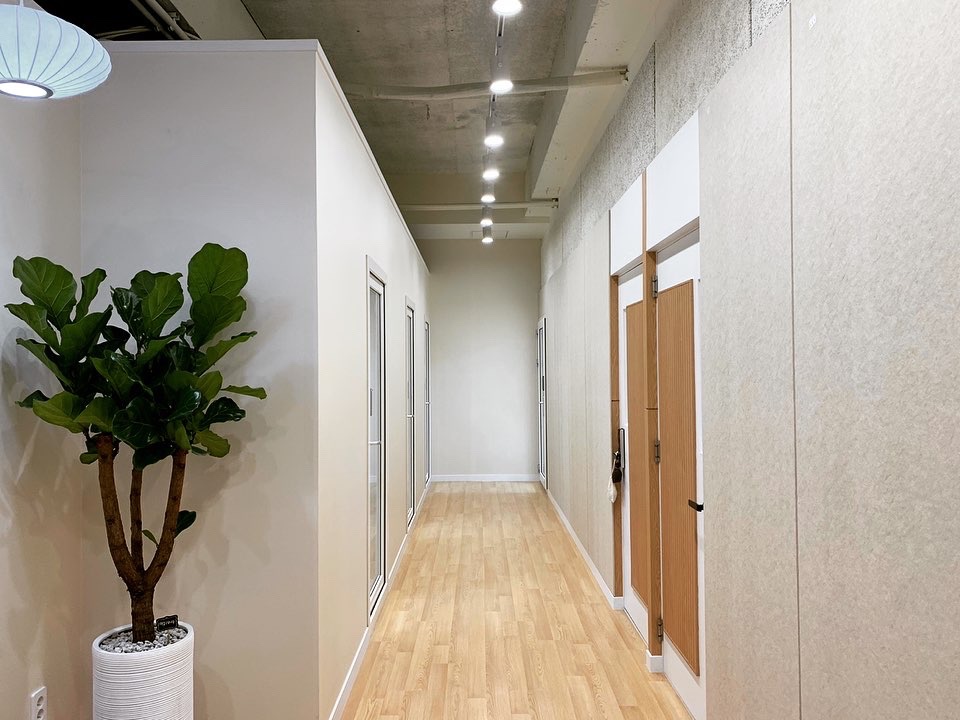 1번째 스튜디오 사진