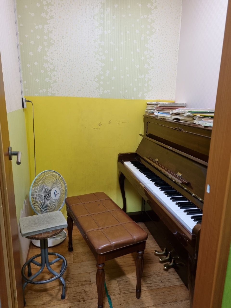 2번째 스튜디오 사진