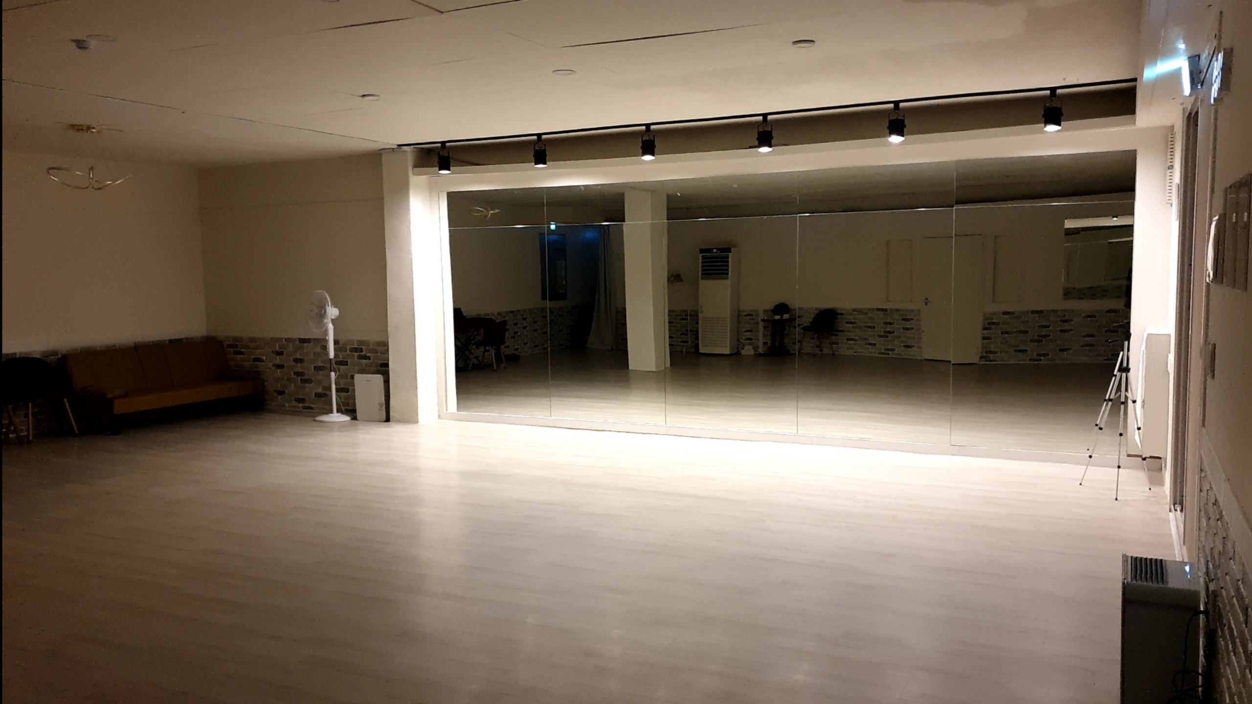 1번째 스튜디오 사진