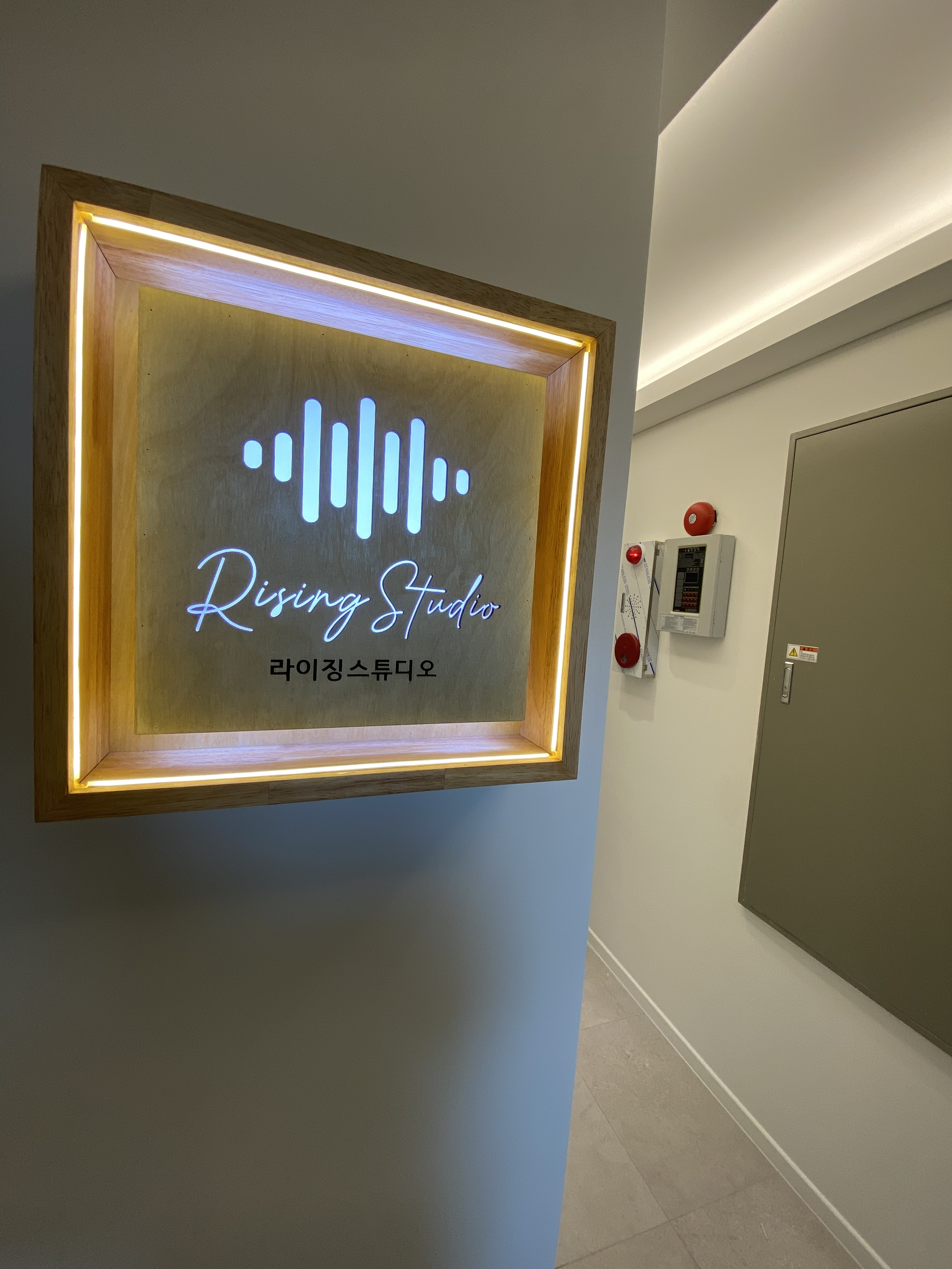 1번째 스튜디오 사진