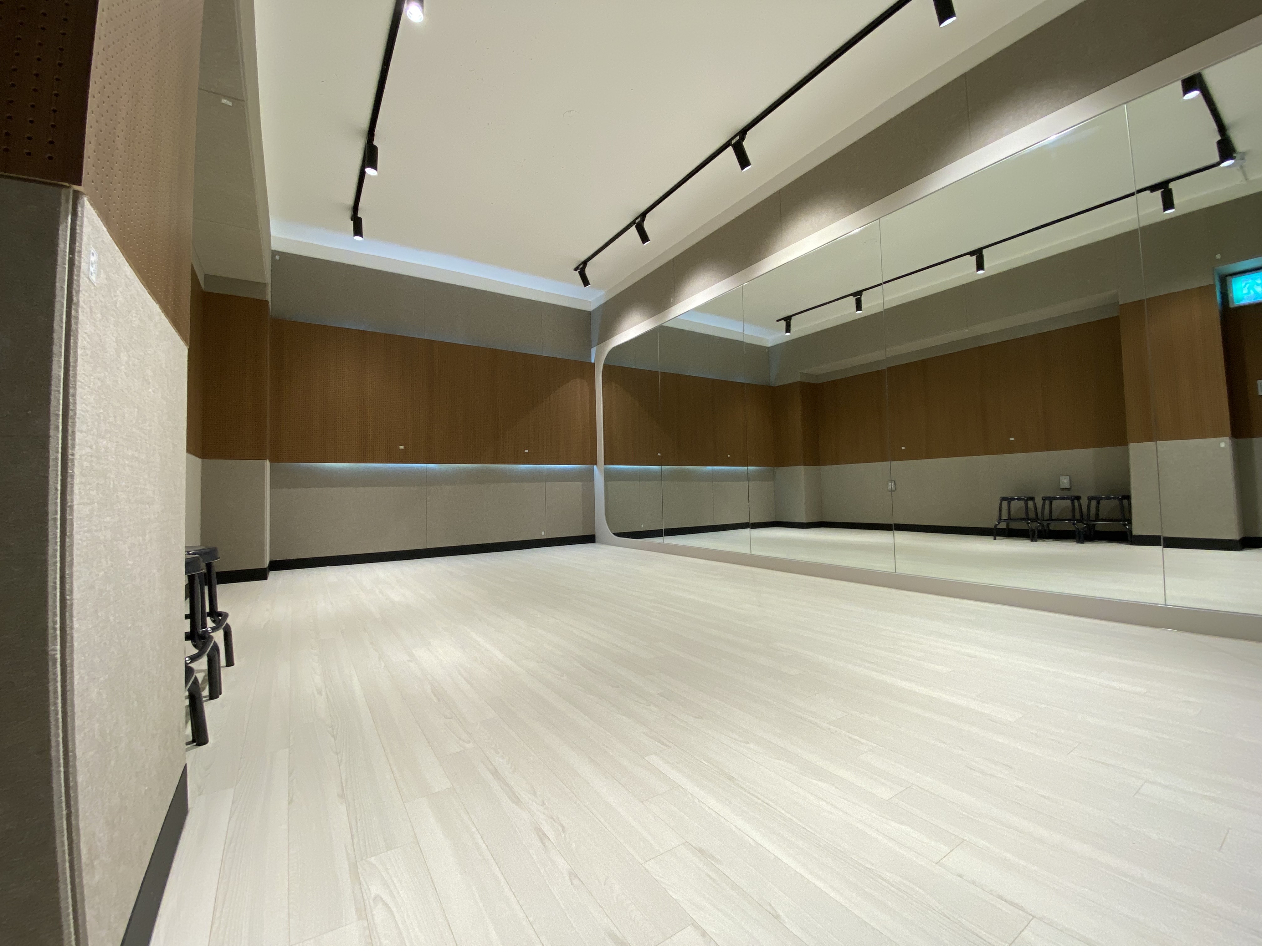 2번째 스튜디오 사진