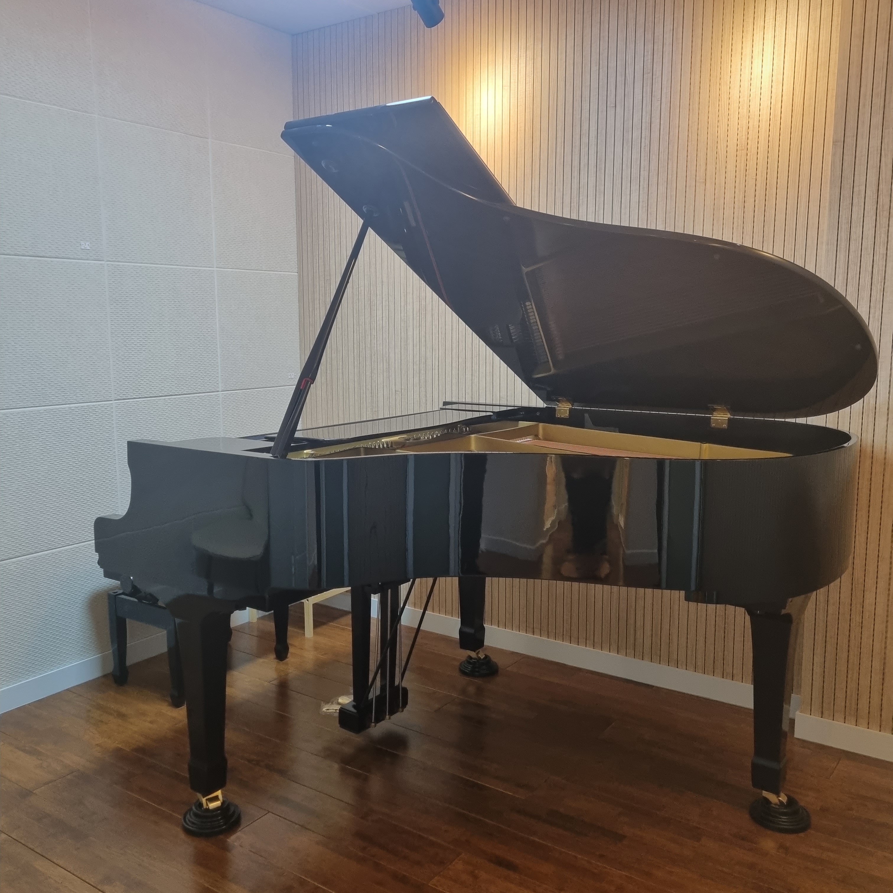 1번째 스튜디오 사진