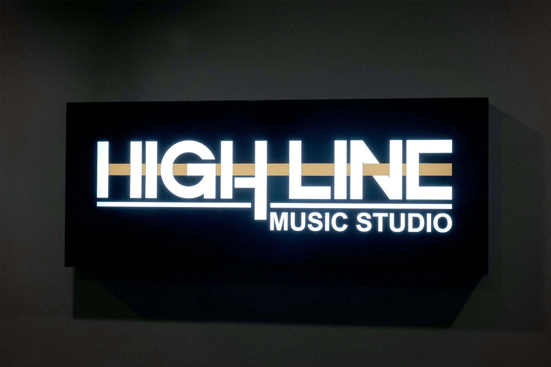 2번째 스튜디오 사진