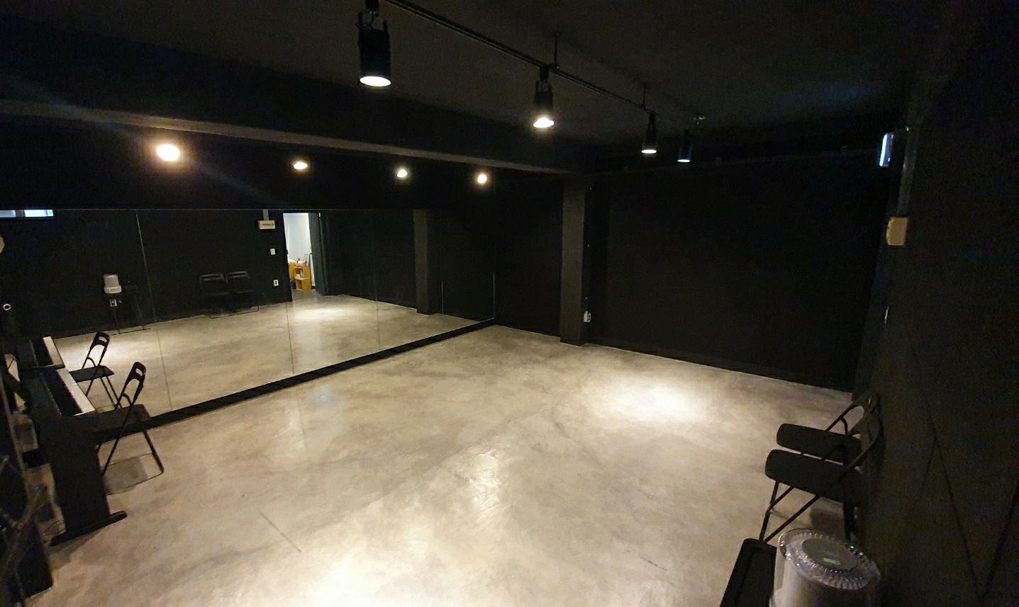 2번째 스튜디오 사진