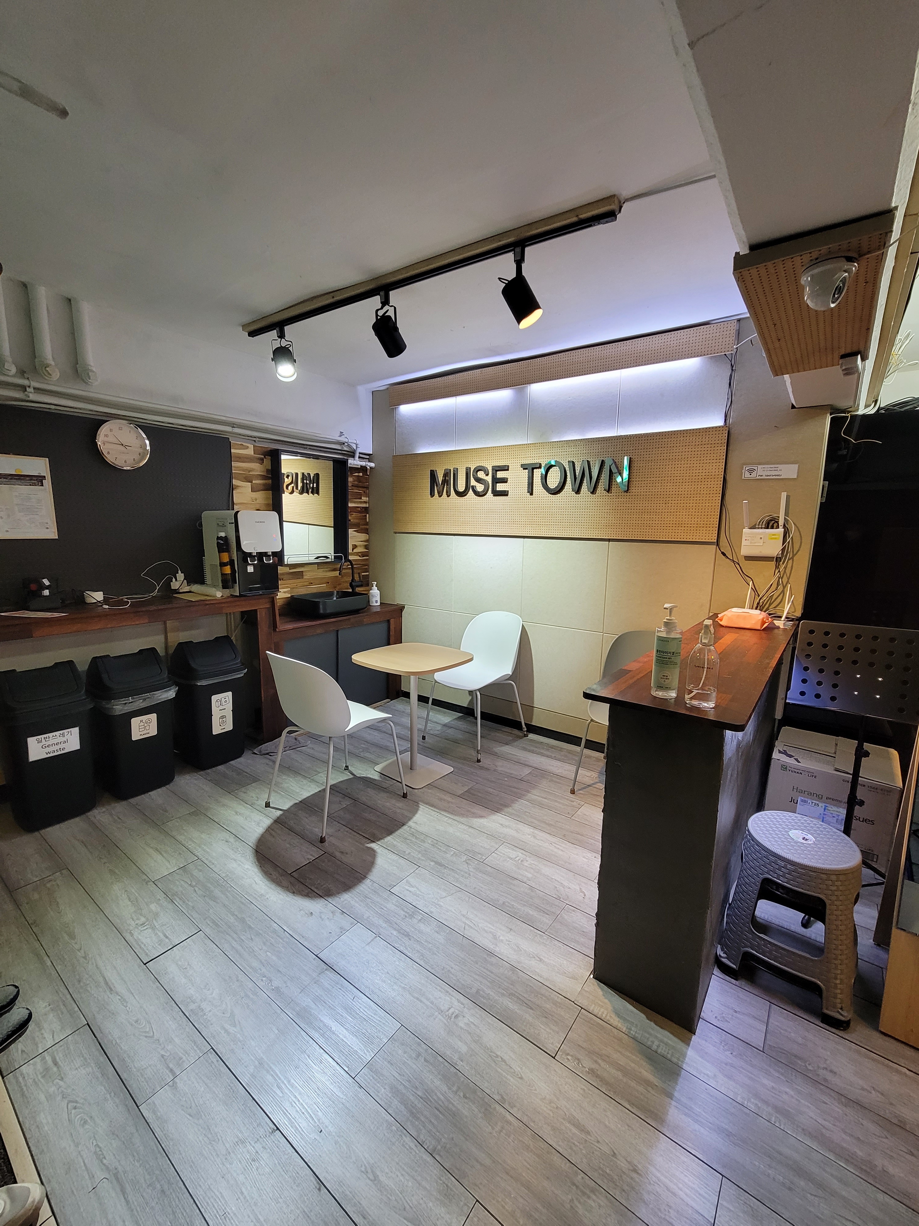 1번째 스튜디오 사진