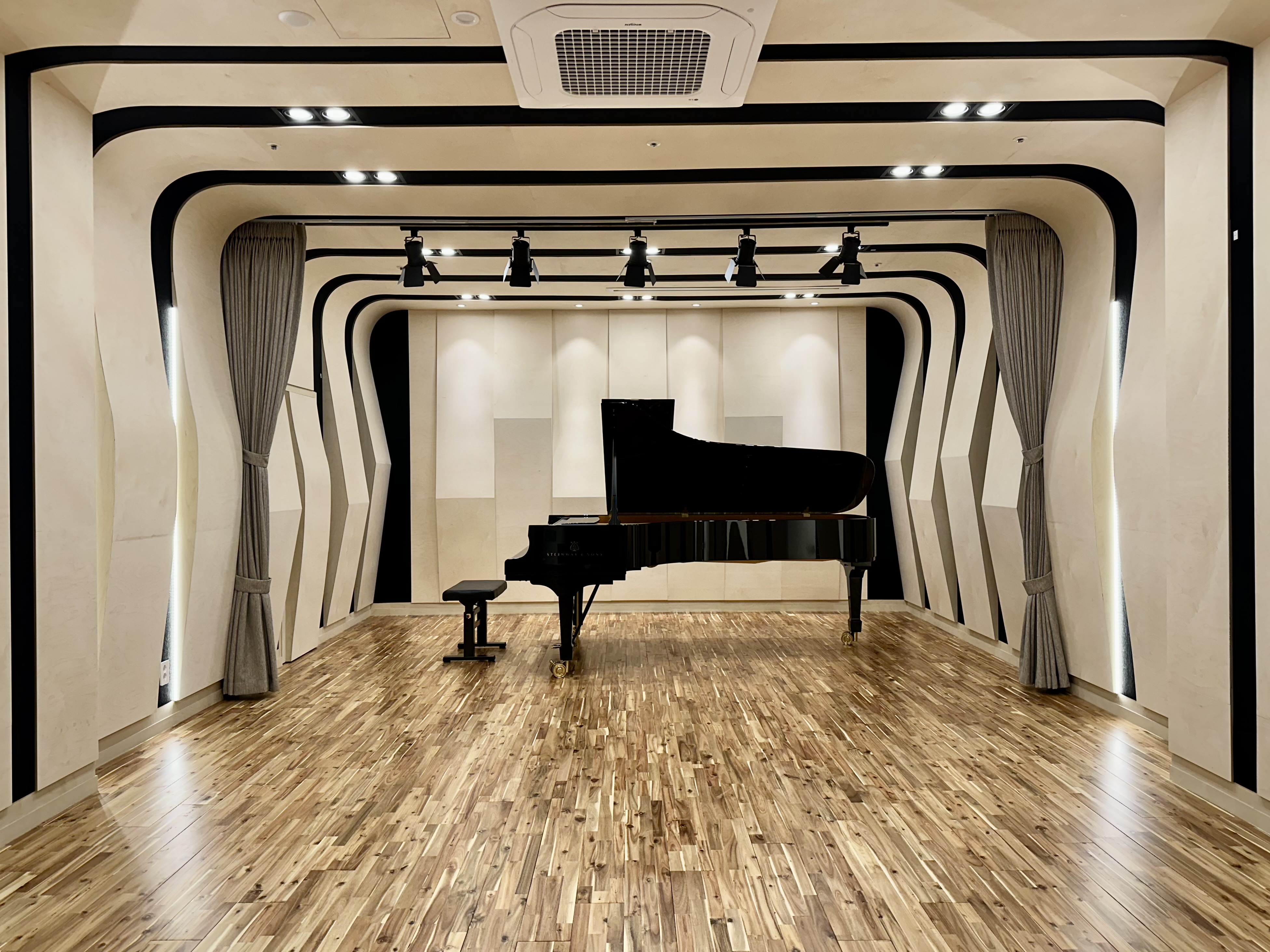 1번째 스튜디오 사진