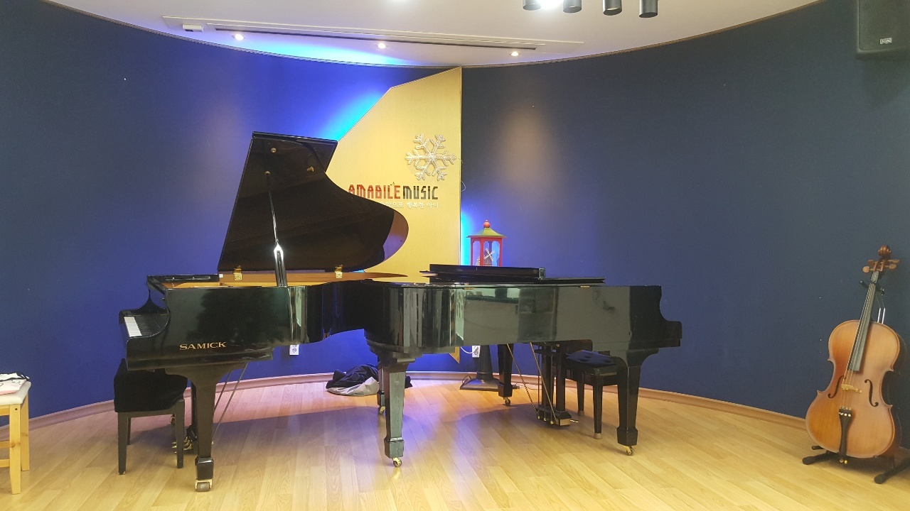 1번째 스튜디오 사진