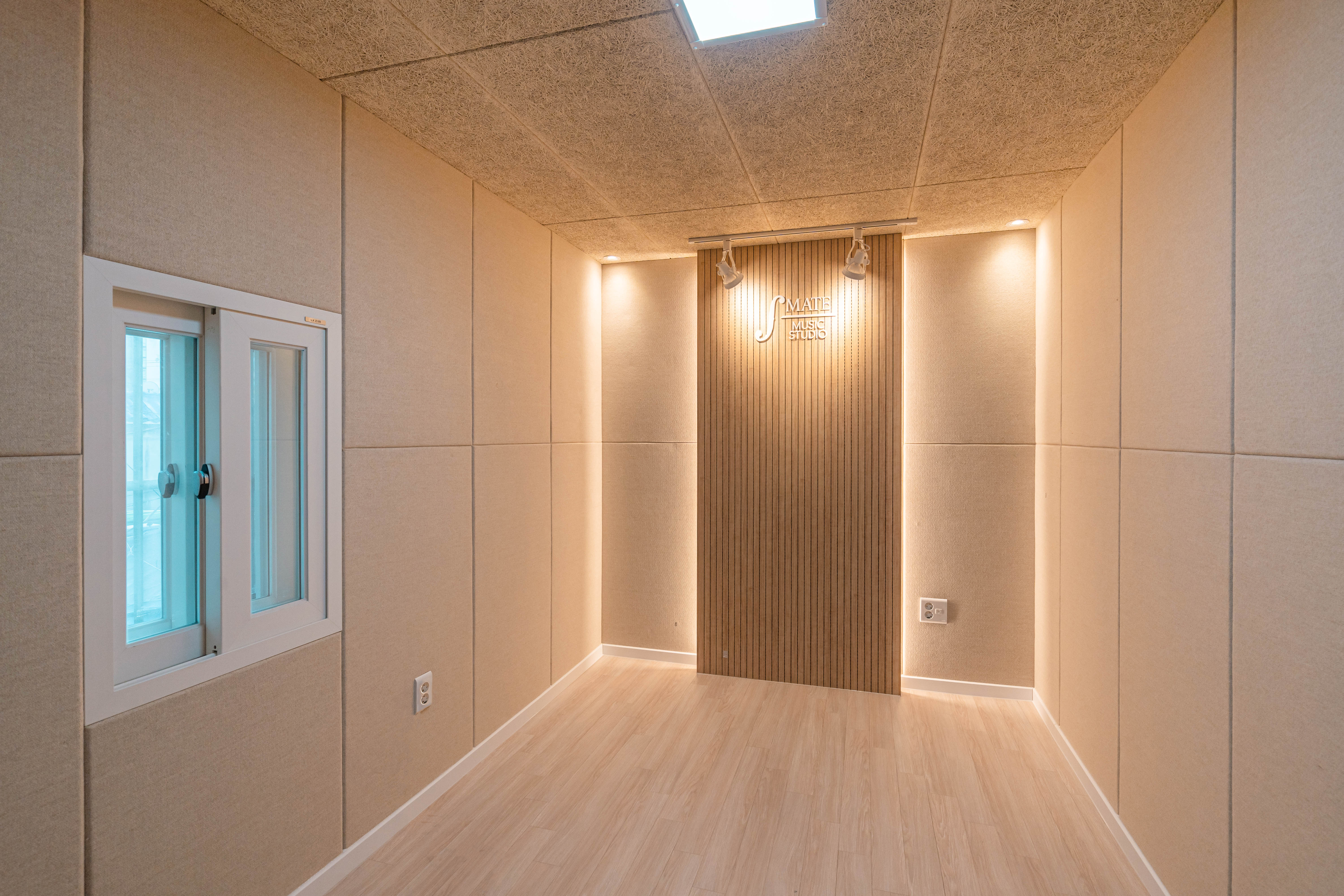 4번째 스튜디오 사진