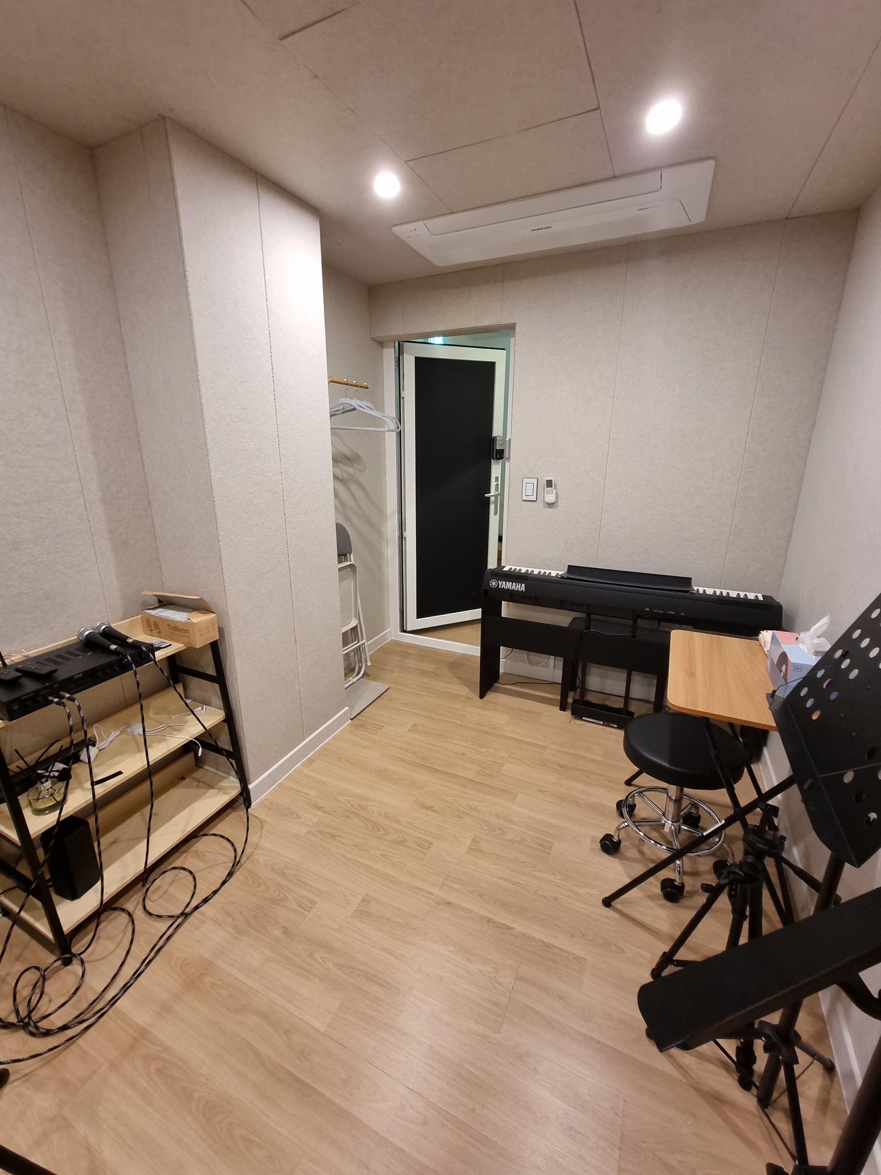 5번째 스튜디오 사진