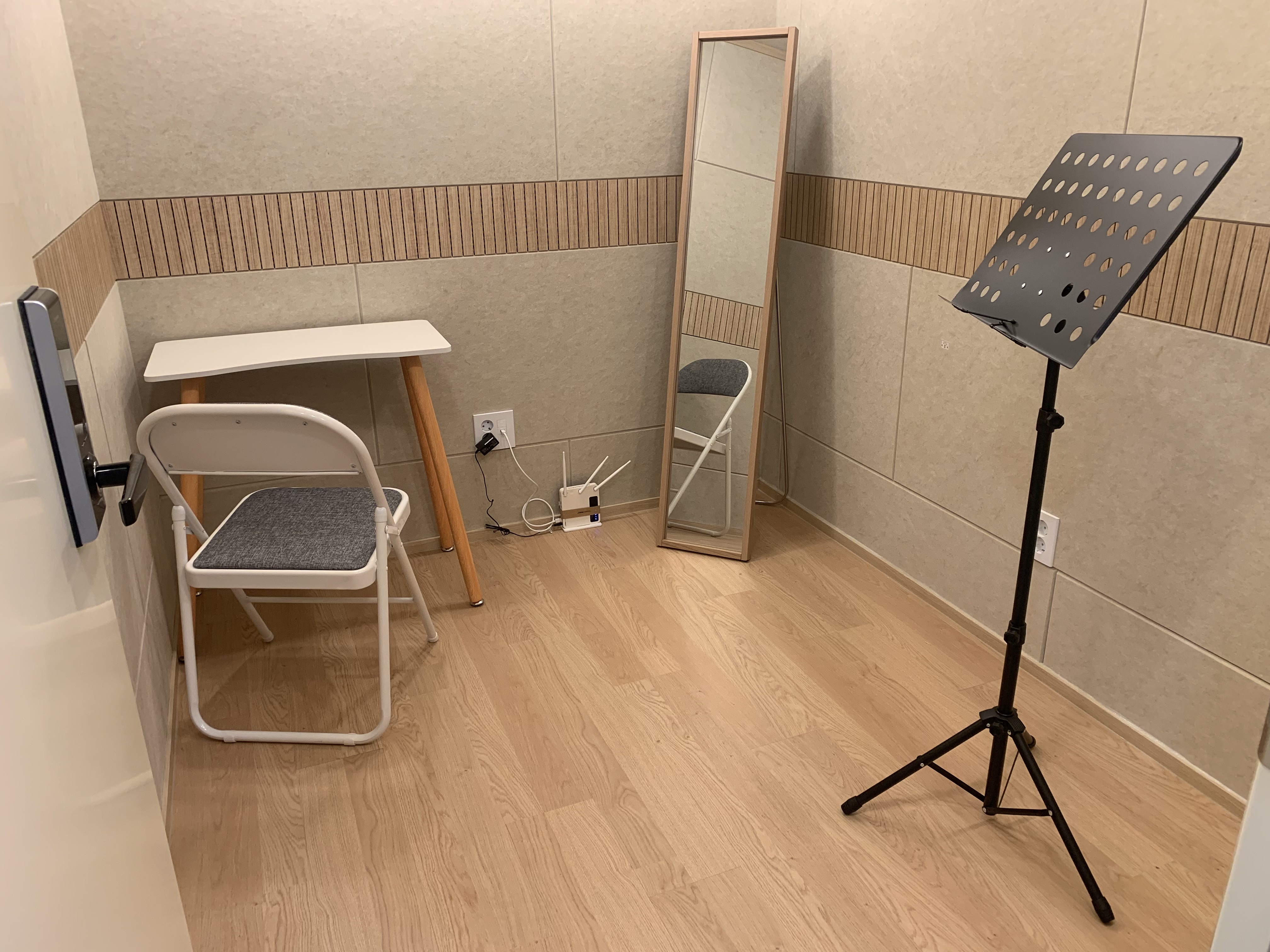 1번째 스튜디오 사진