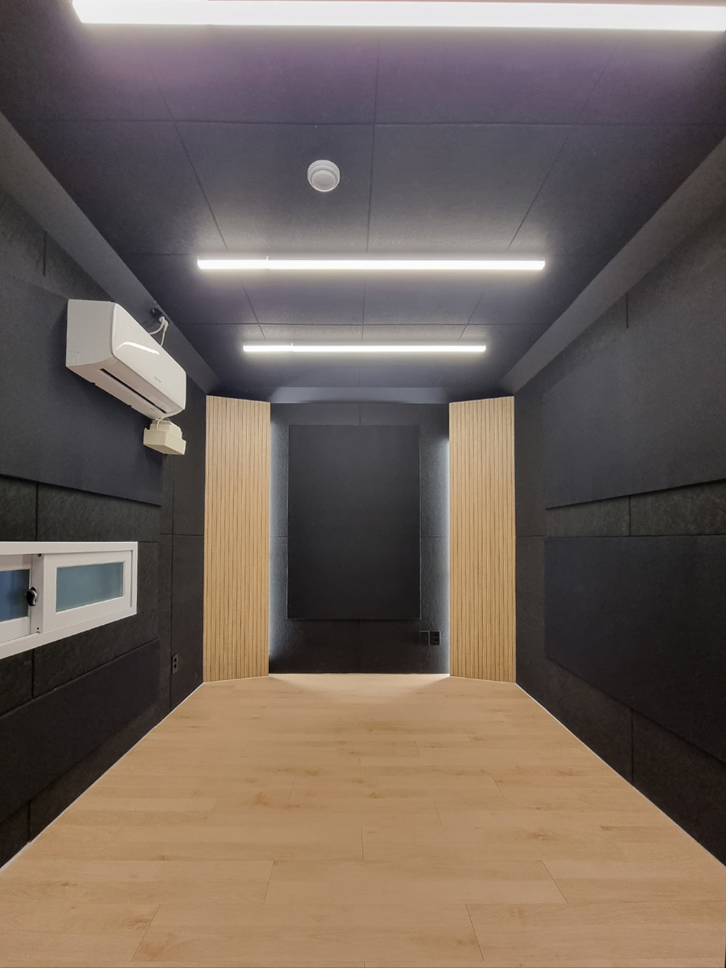 1번째 스튜디오 사진