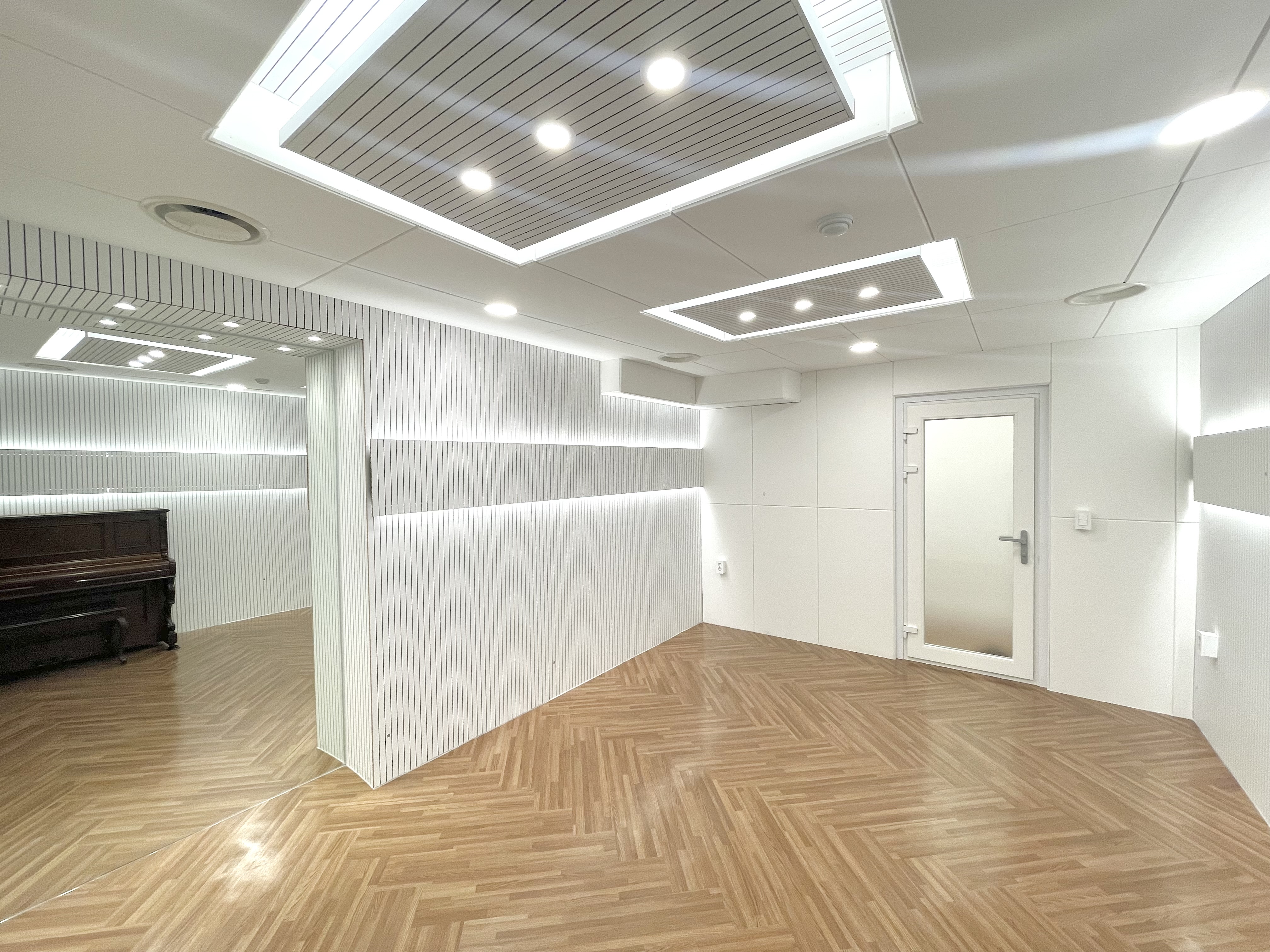 4번째 스튜디오 사진