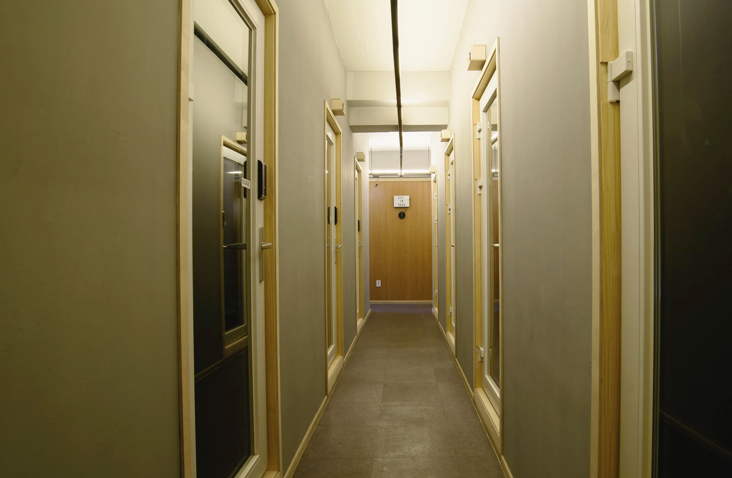 1번째 스튜디오 사진