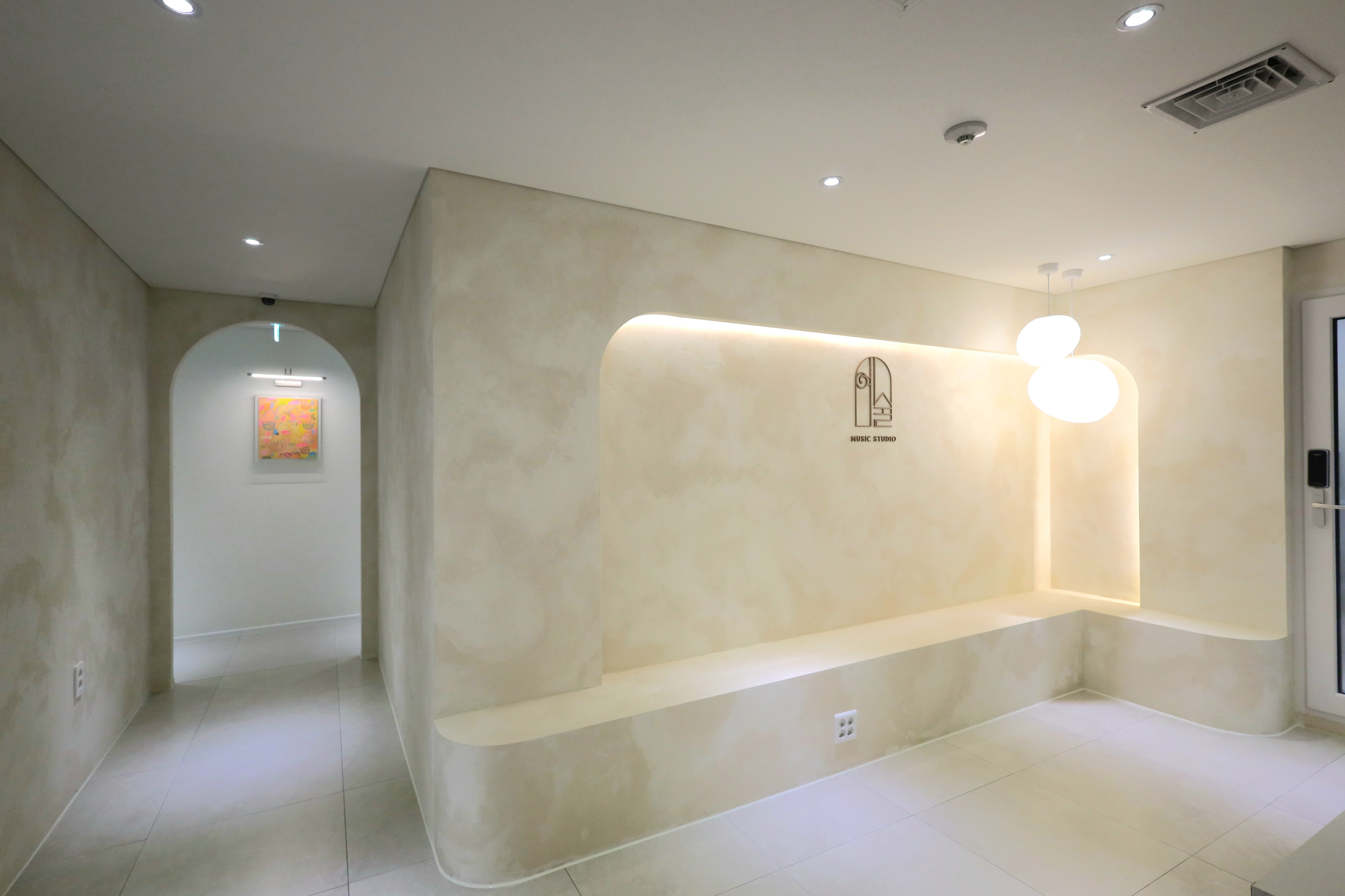 1번째 스튜디오 사진