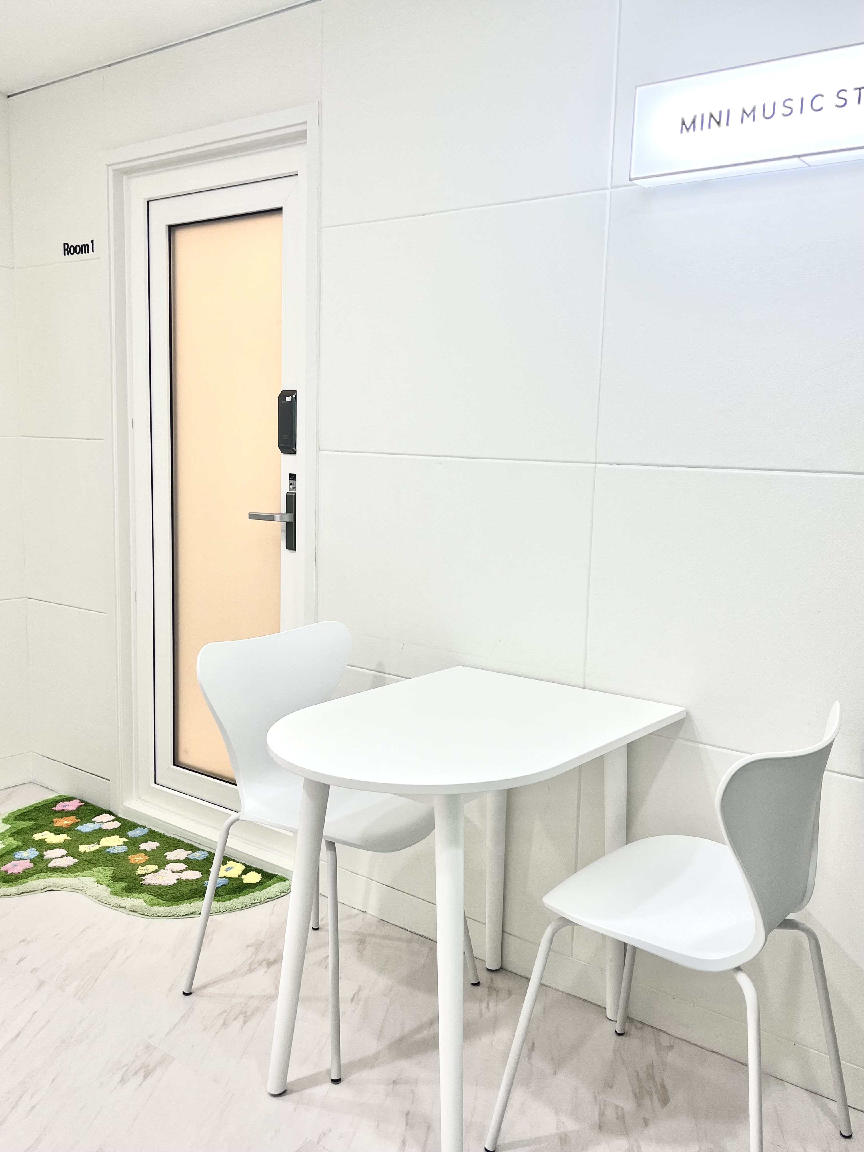 3번째 스튜디오 사진