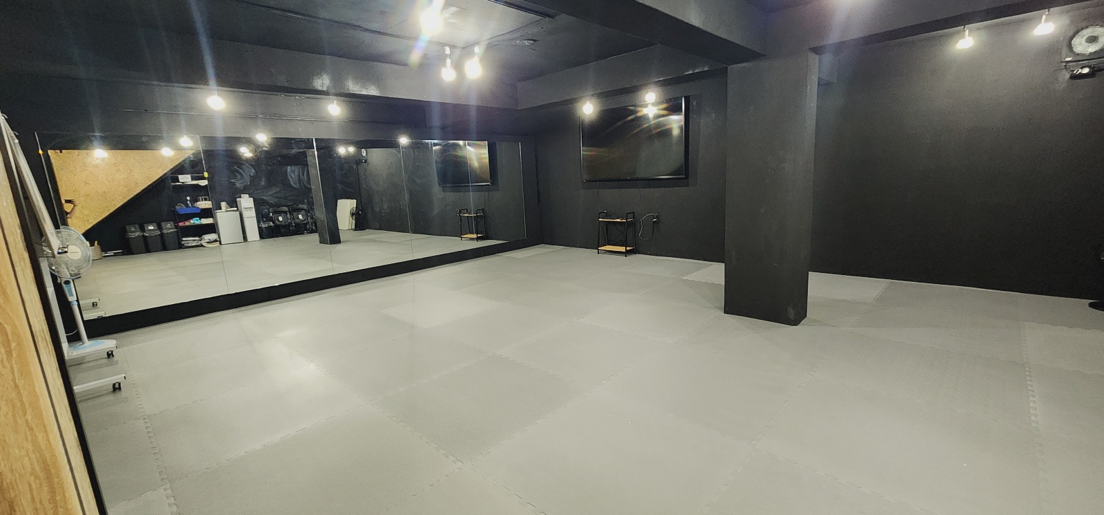 1번째 스튜디오 사진