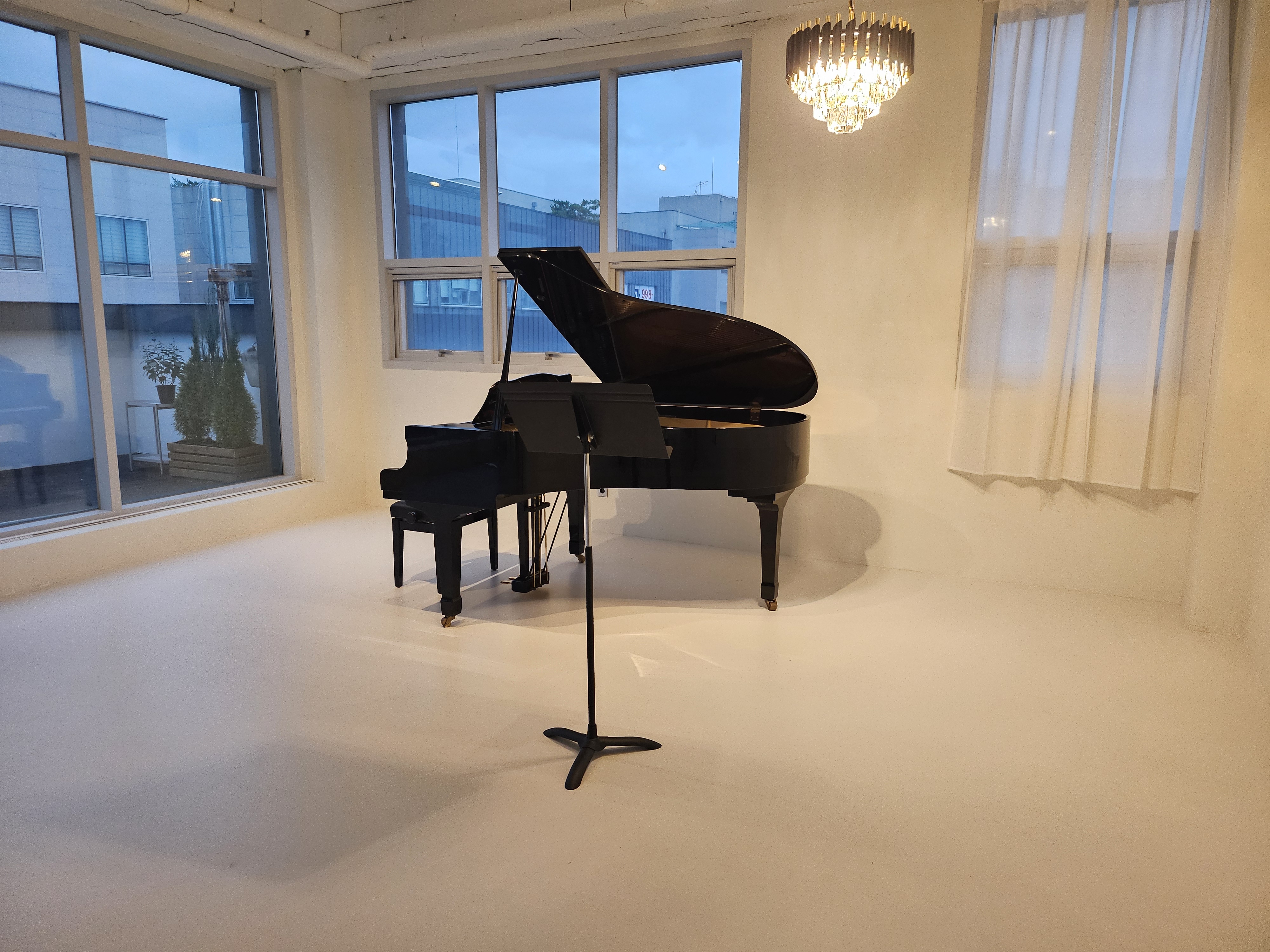 1번째 스튜디오 사진