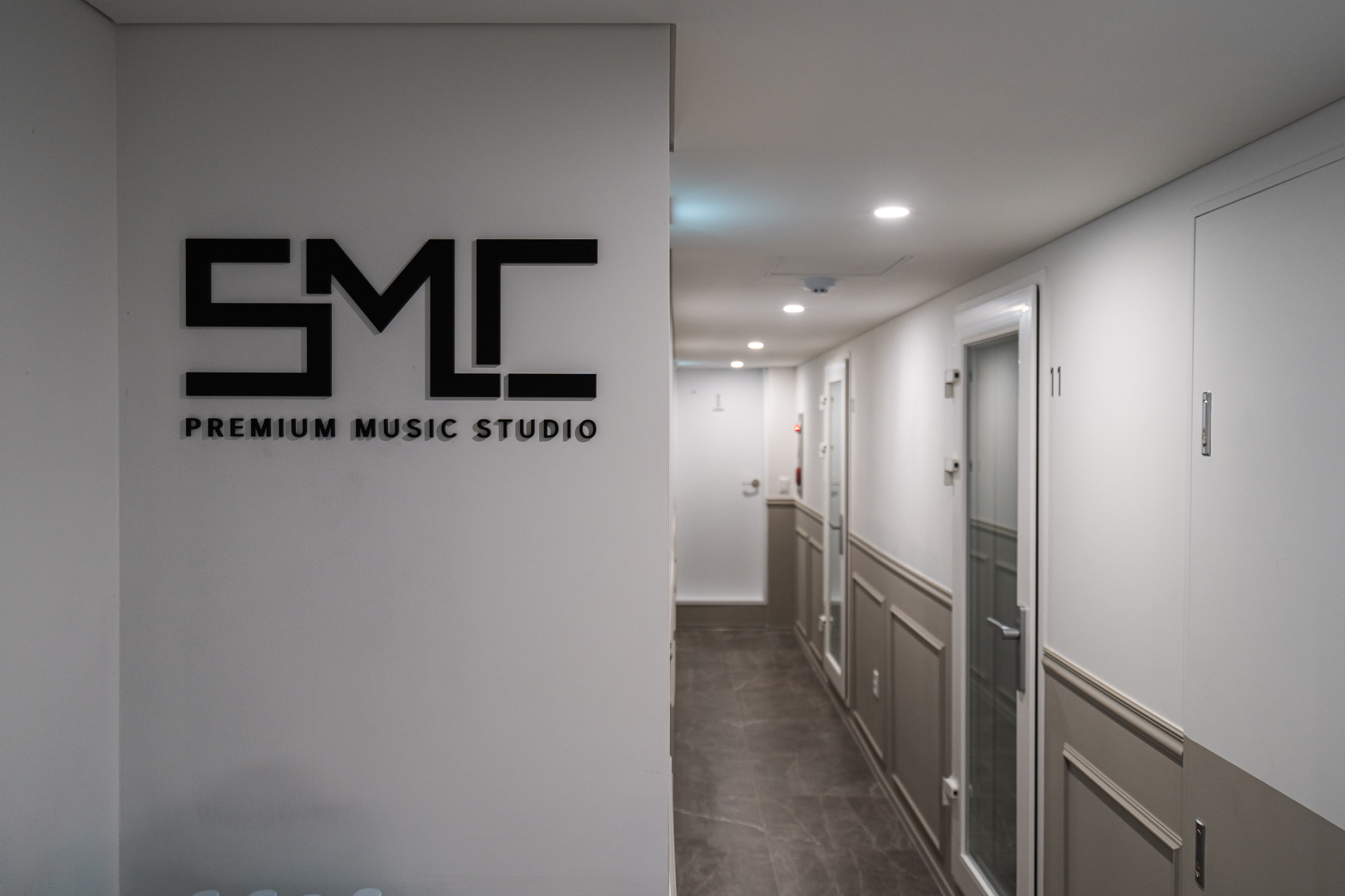 2번째 스튜디오 사진