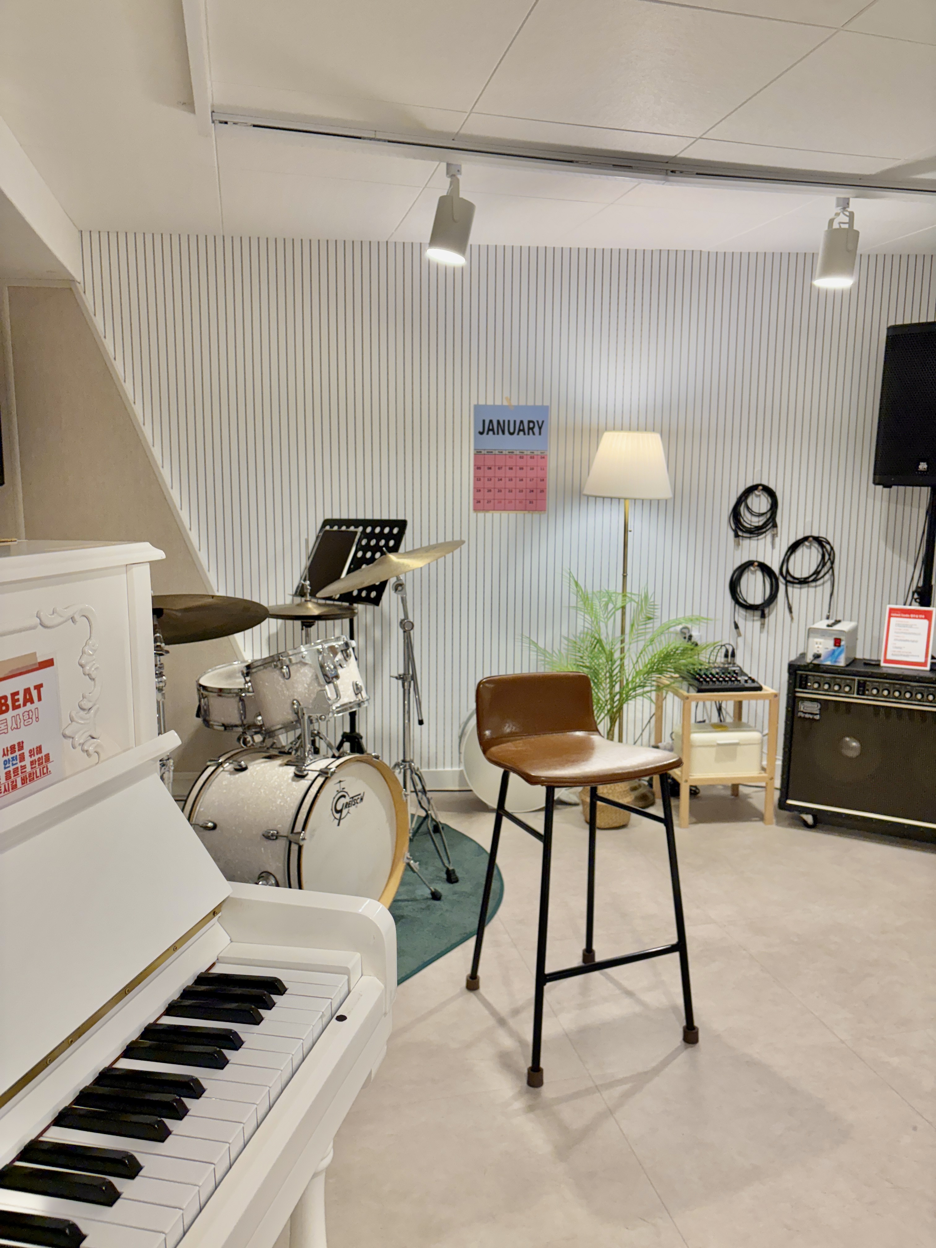 1번째 스튜디오 사진