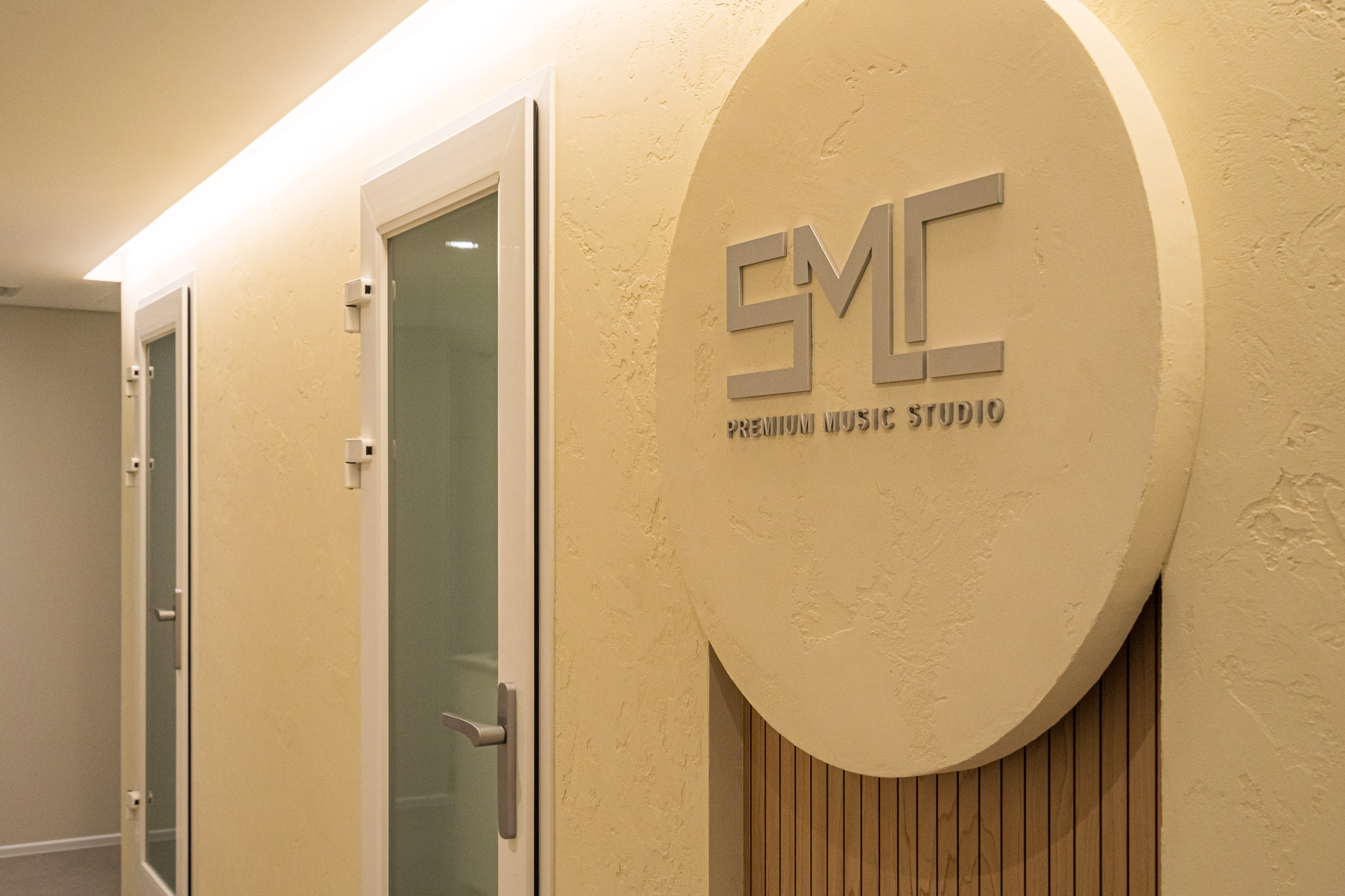 2번째 스튜디오 사진