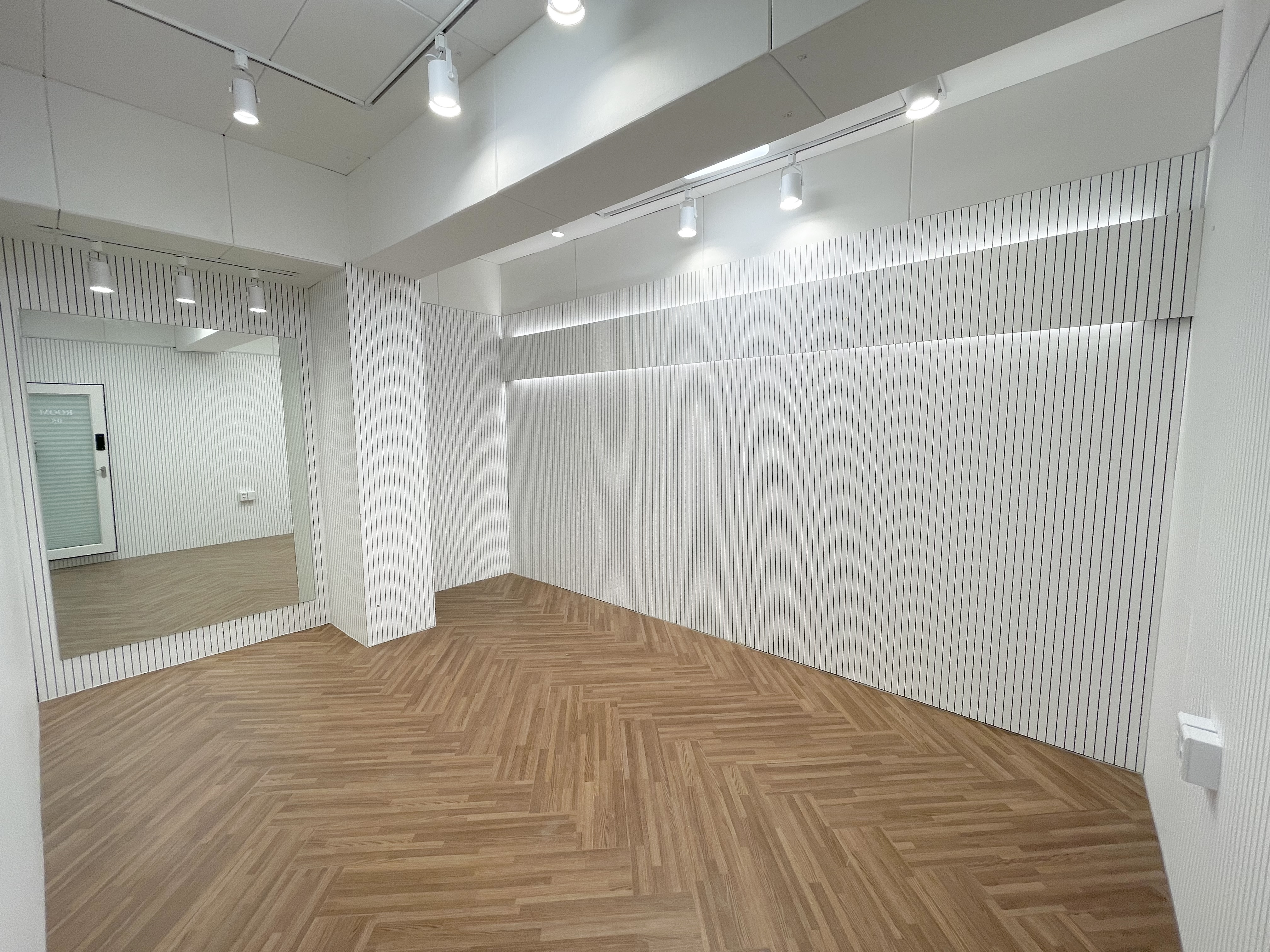 2번째 스튜디오 사진