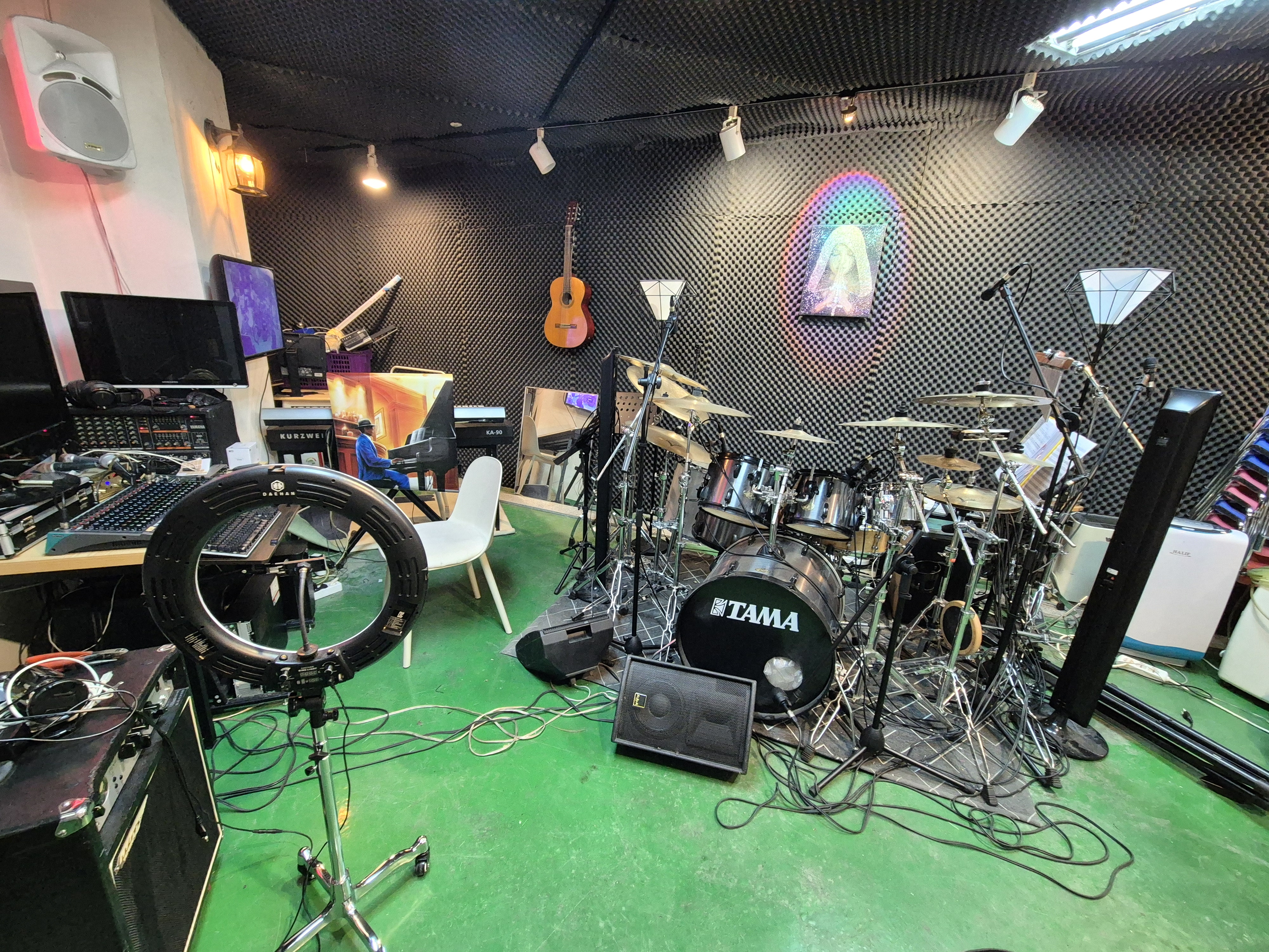 1번째 스튜디오 사진