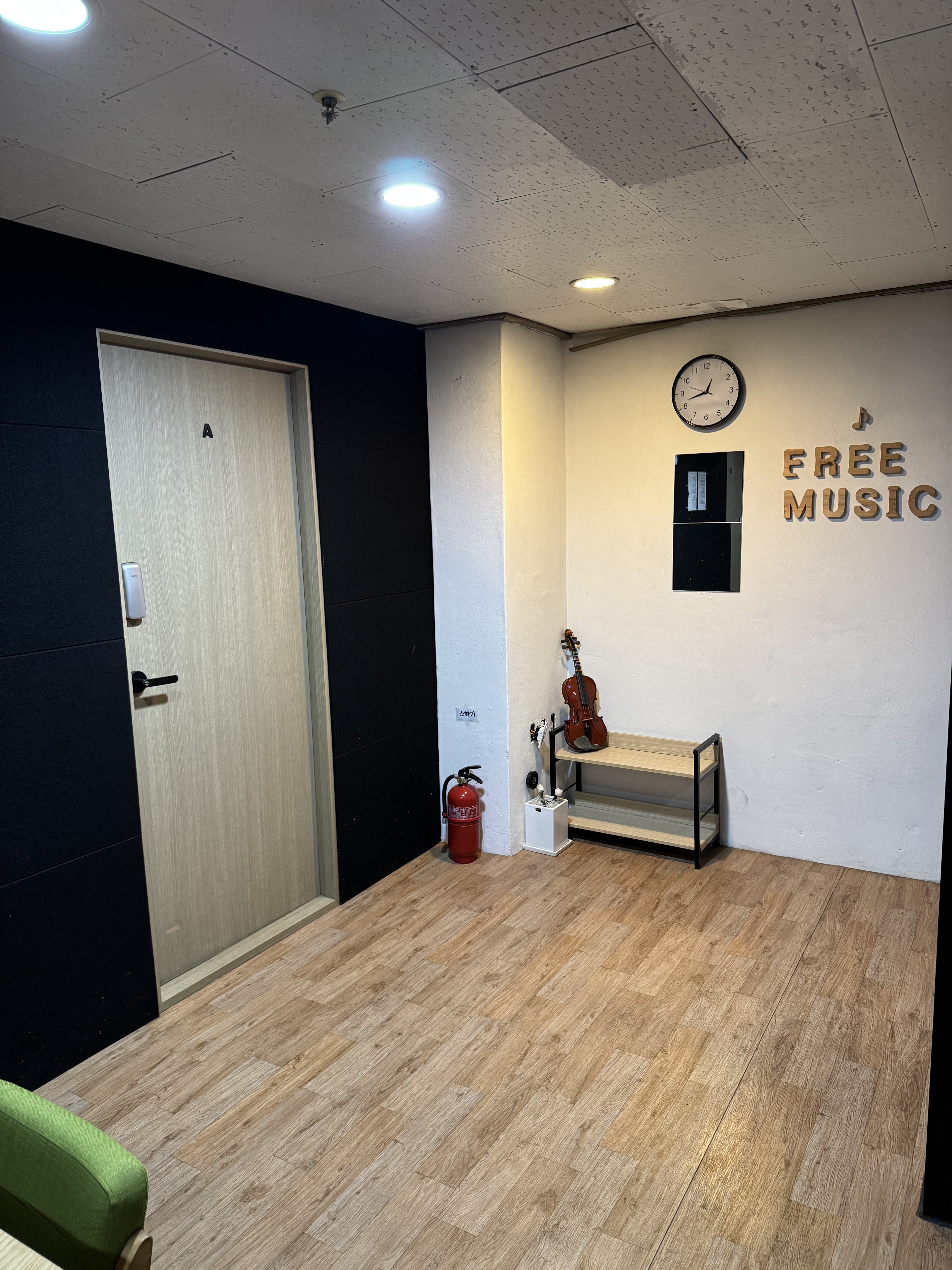 1번째 스튜디오 사진