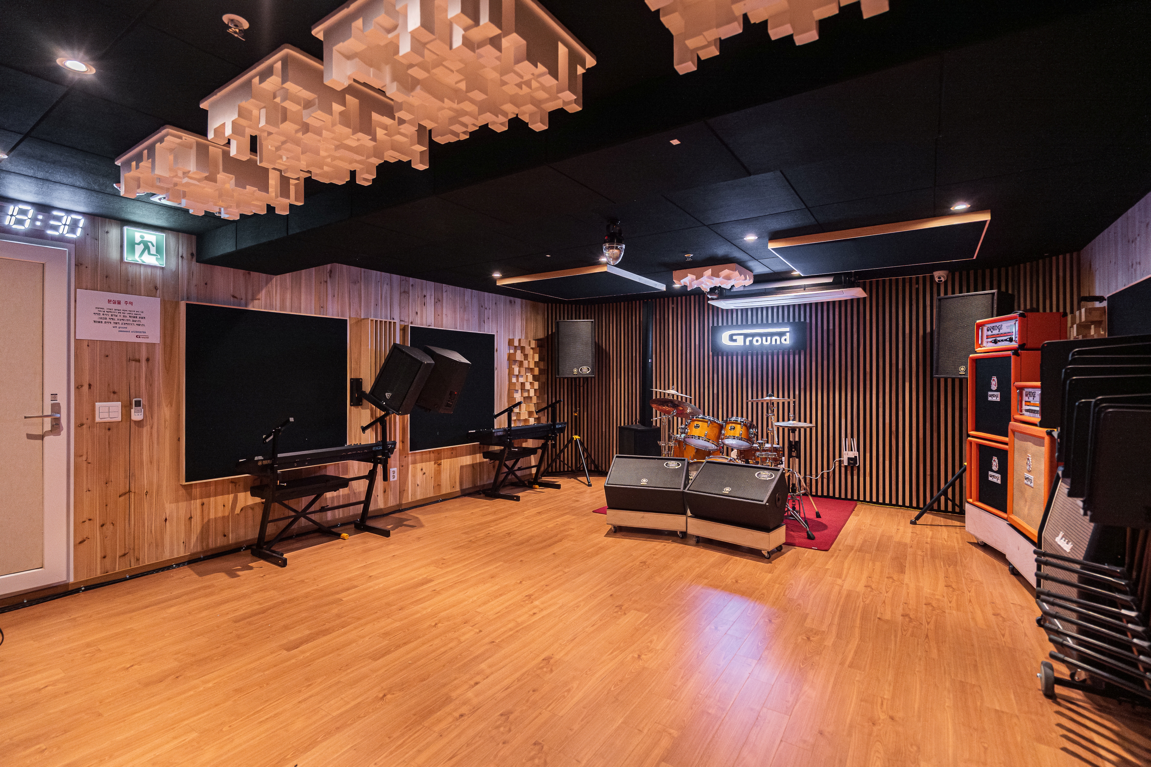 1번째 스튜디오 사진